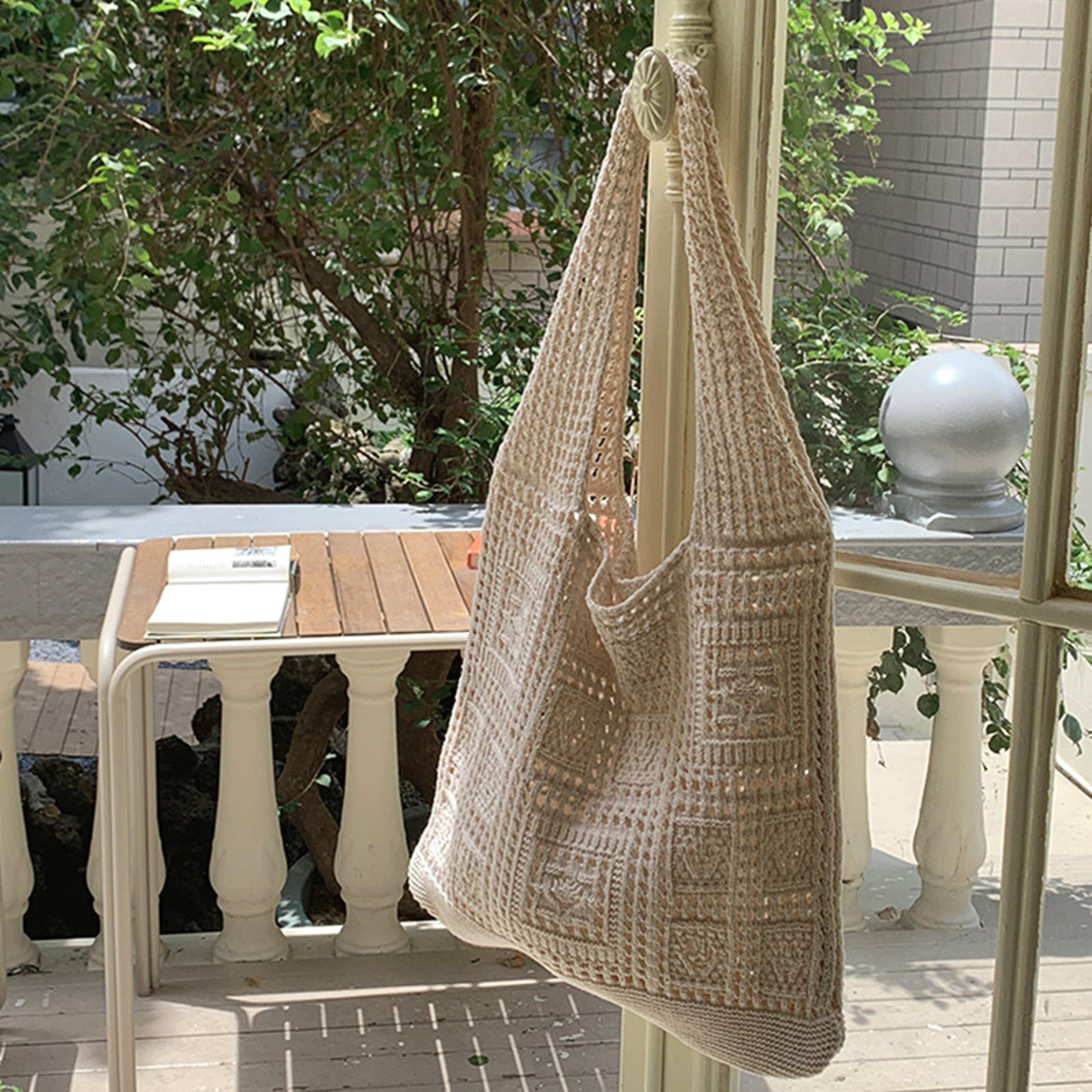 Simple Crochet Tote Bag Hollow Knitted Shoulder Bag – view 1