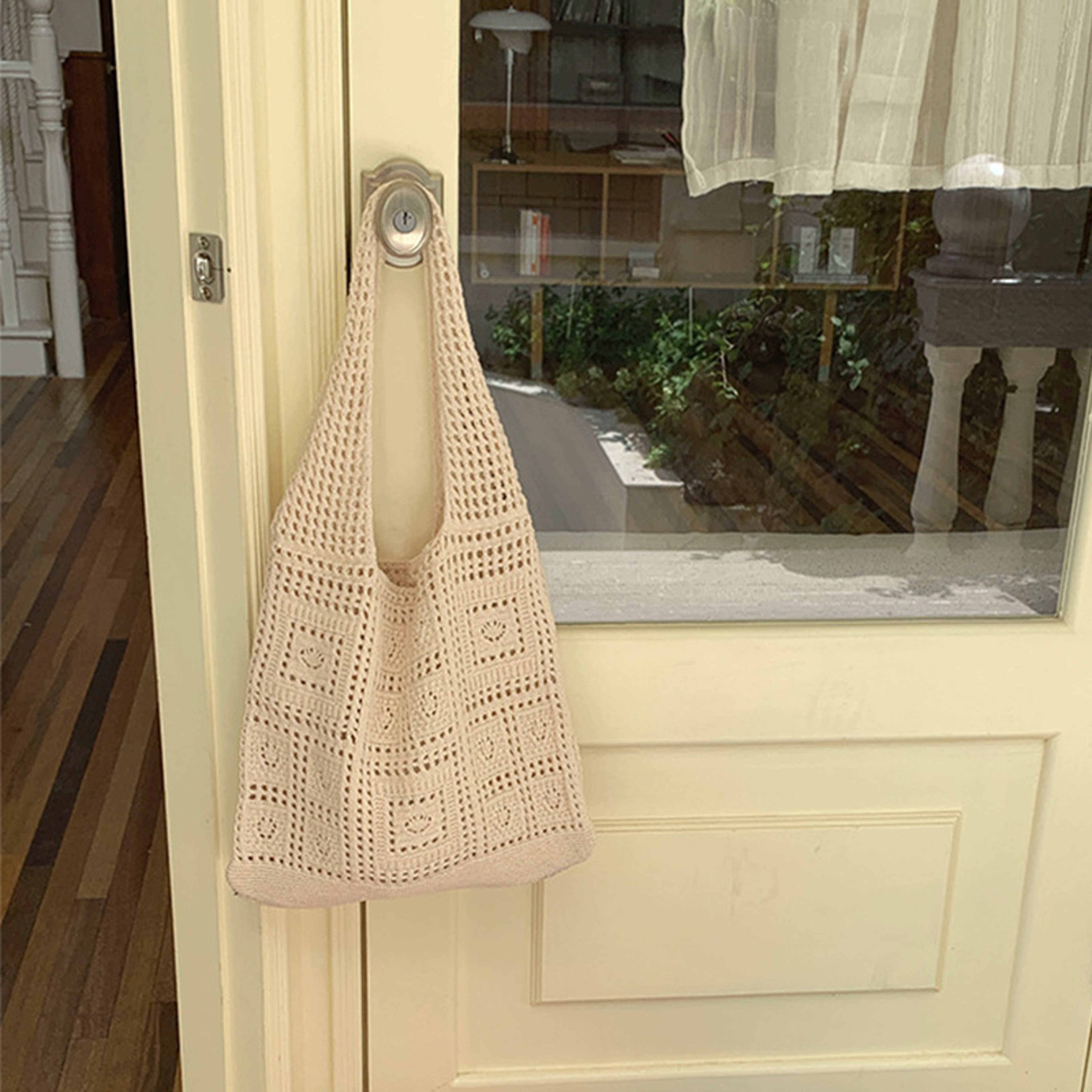 Simple Crochet Tote Bag Hollow Knitted Shoulder Bag – view 4