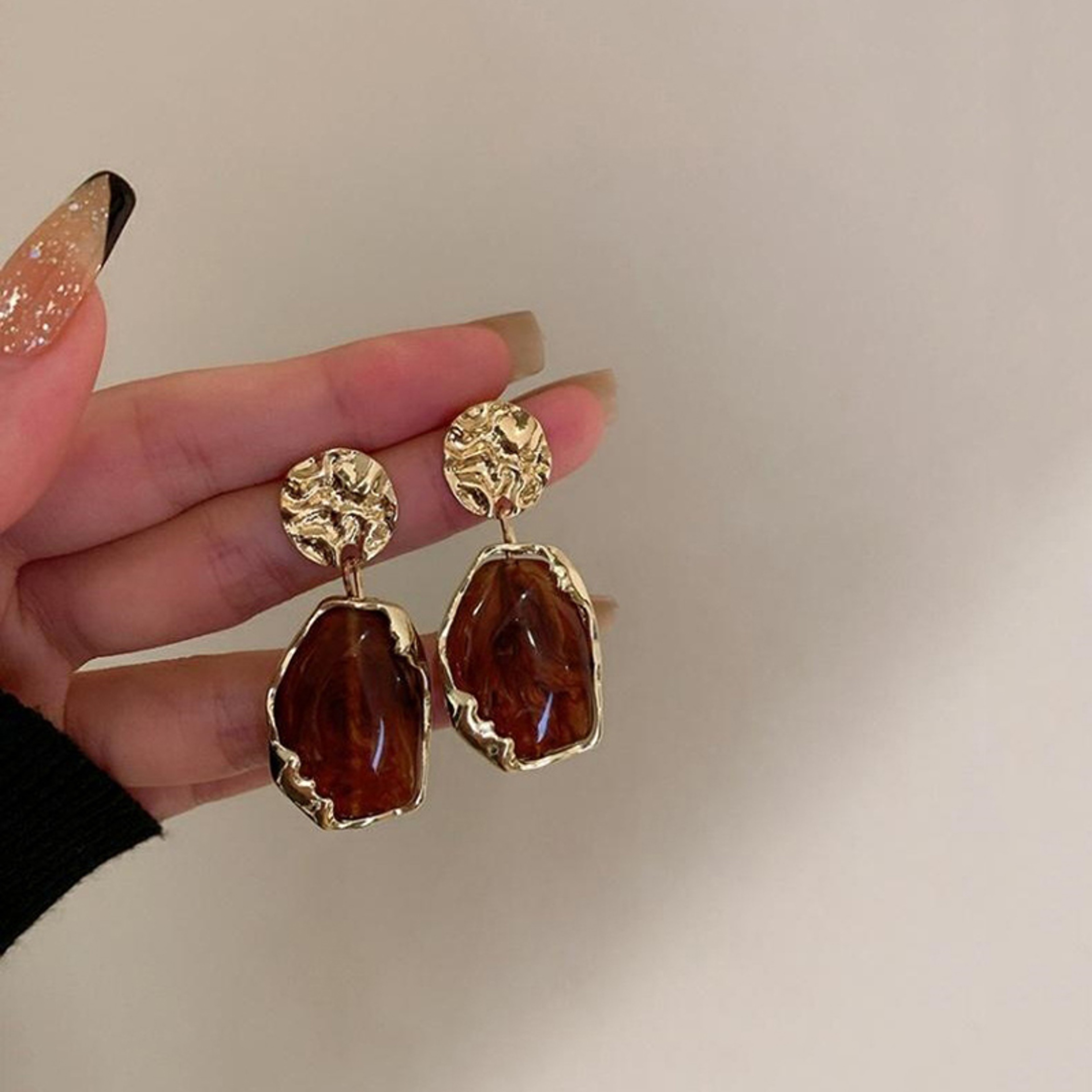 Korean Geometric Resin Stud Earrings for Women – view 7
