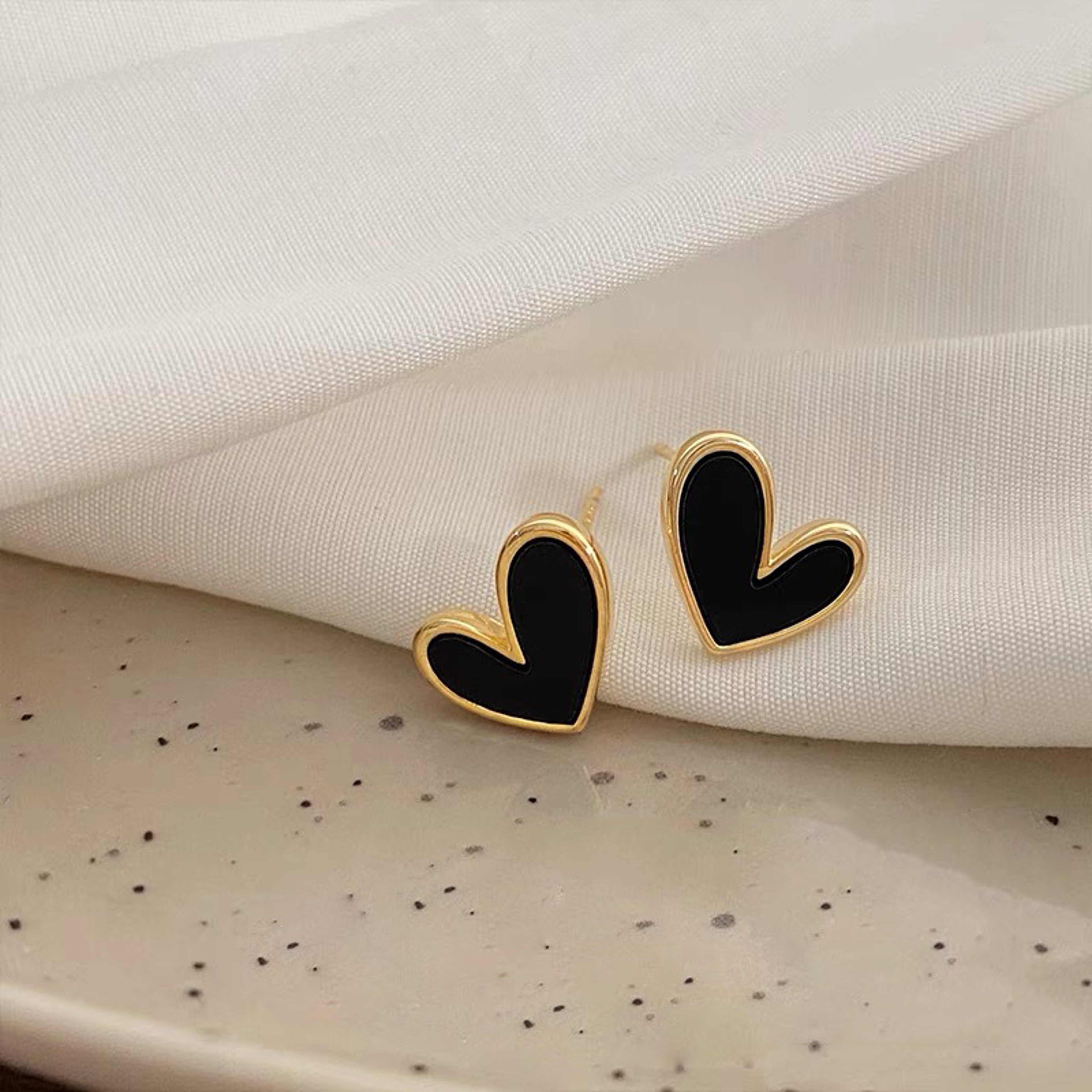 Vintage Heart Shaped Blue White Love Stud Earrings – view 2