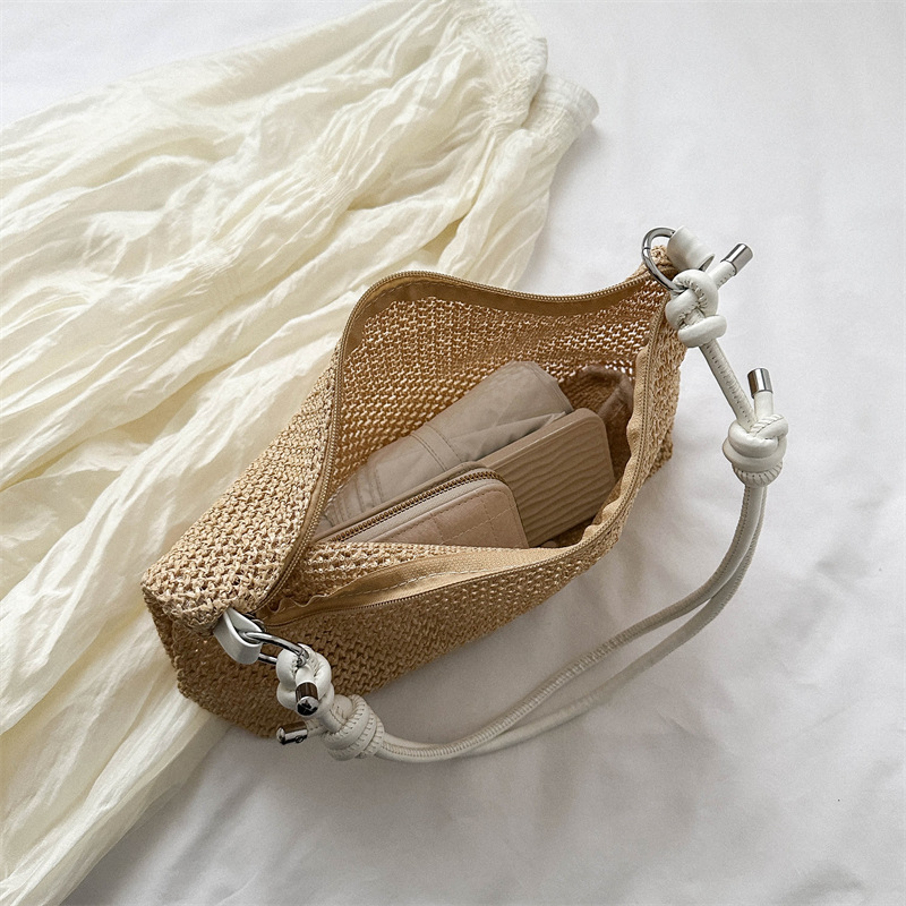 Chic Straw Woven Shoulder Bag with Knotted Handles – view 6