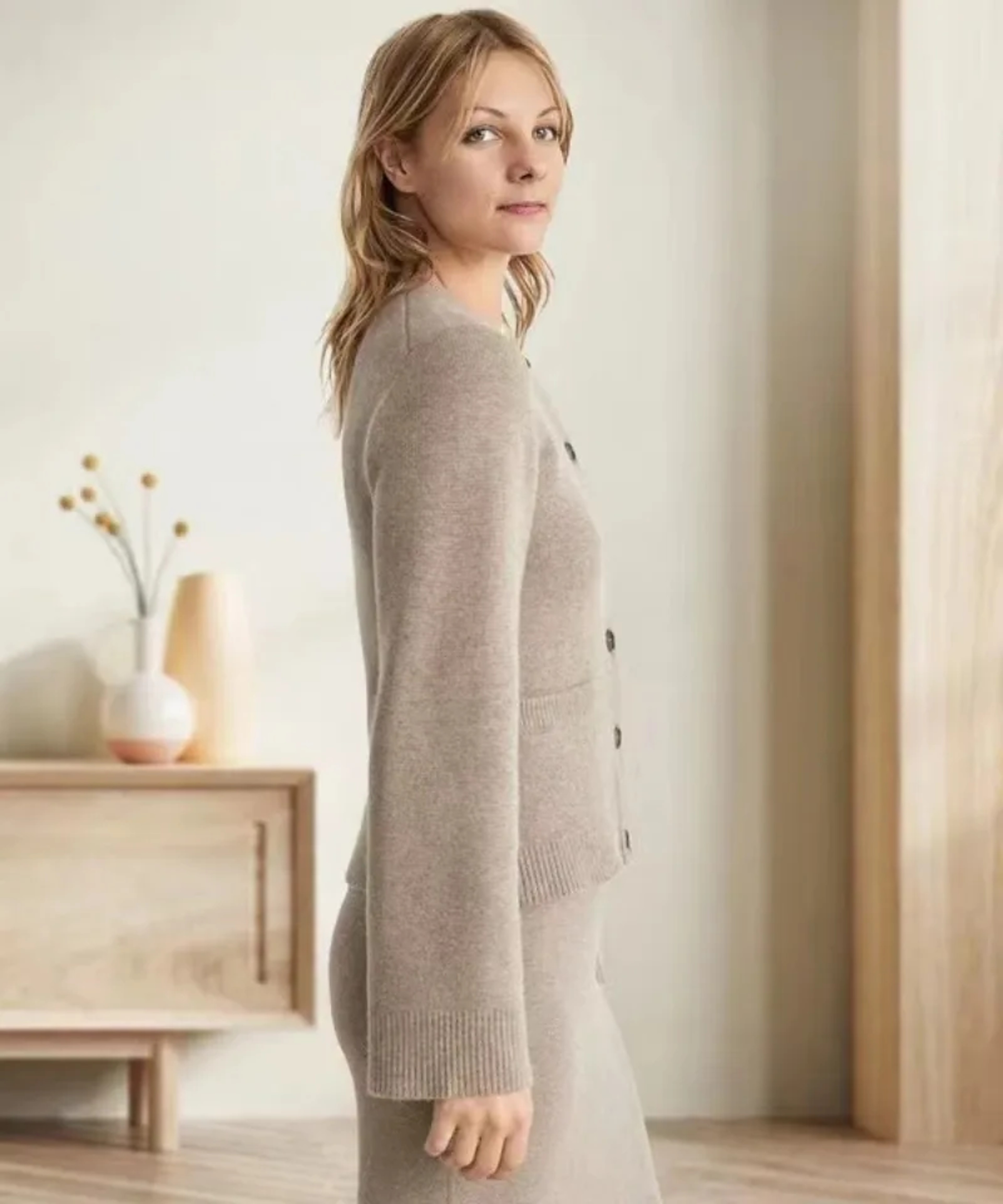 Loose Soft Cardigan For Women  Casual Chic Sweater Long Sleeve Warm And Lightweight For Winter 3