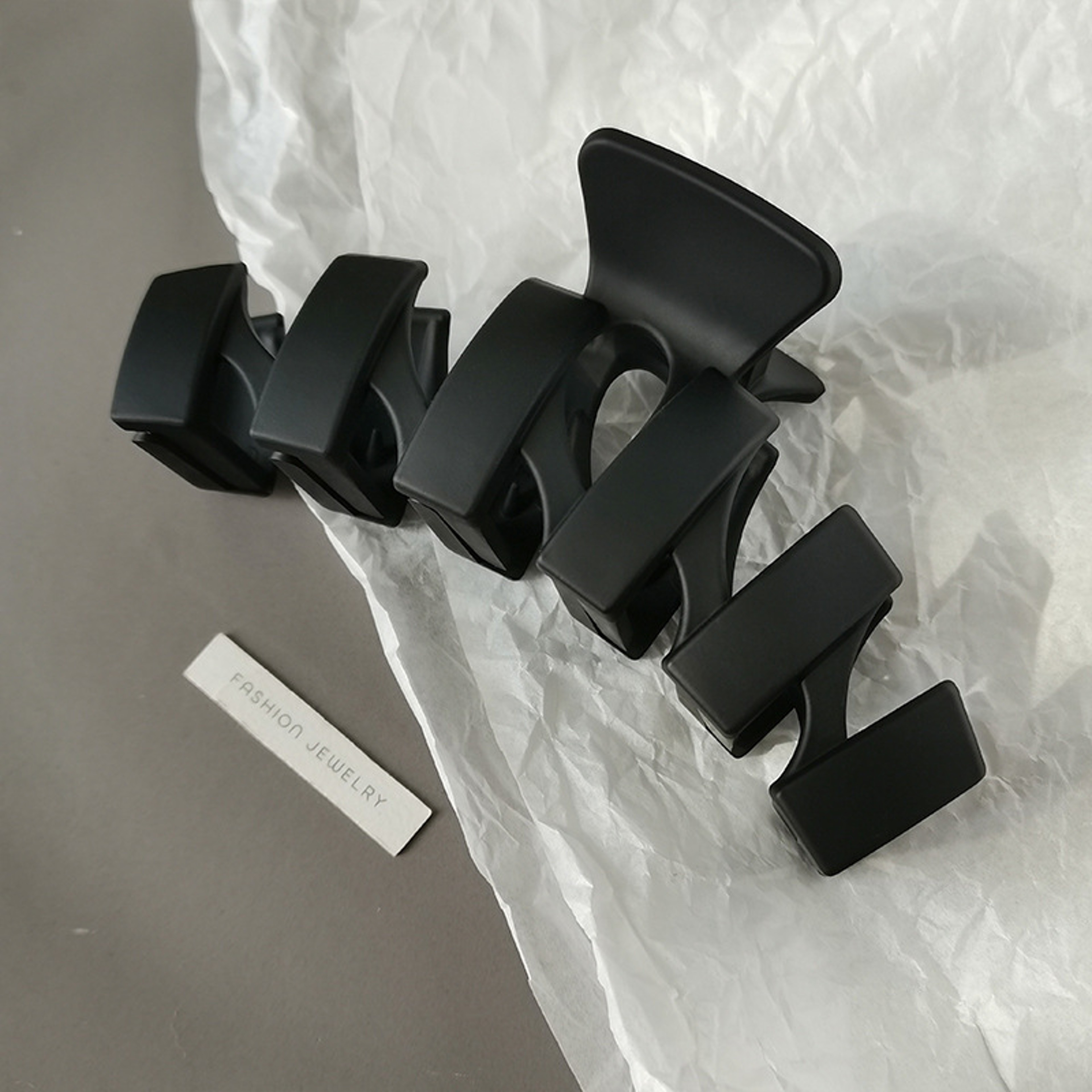 Vintage Geometric Frosted Plastic Hair Claw For Women  Elegant Long Thick Hair Claw Clip Accessory 6