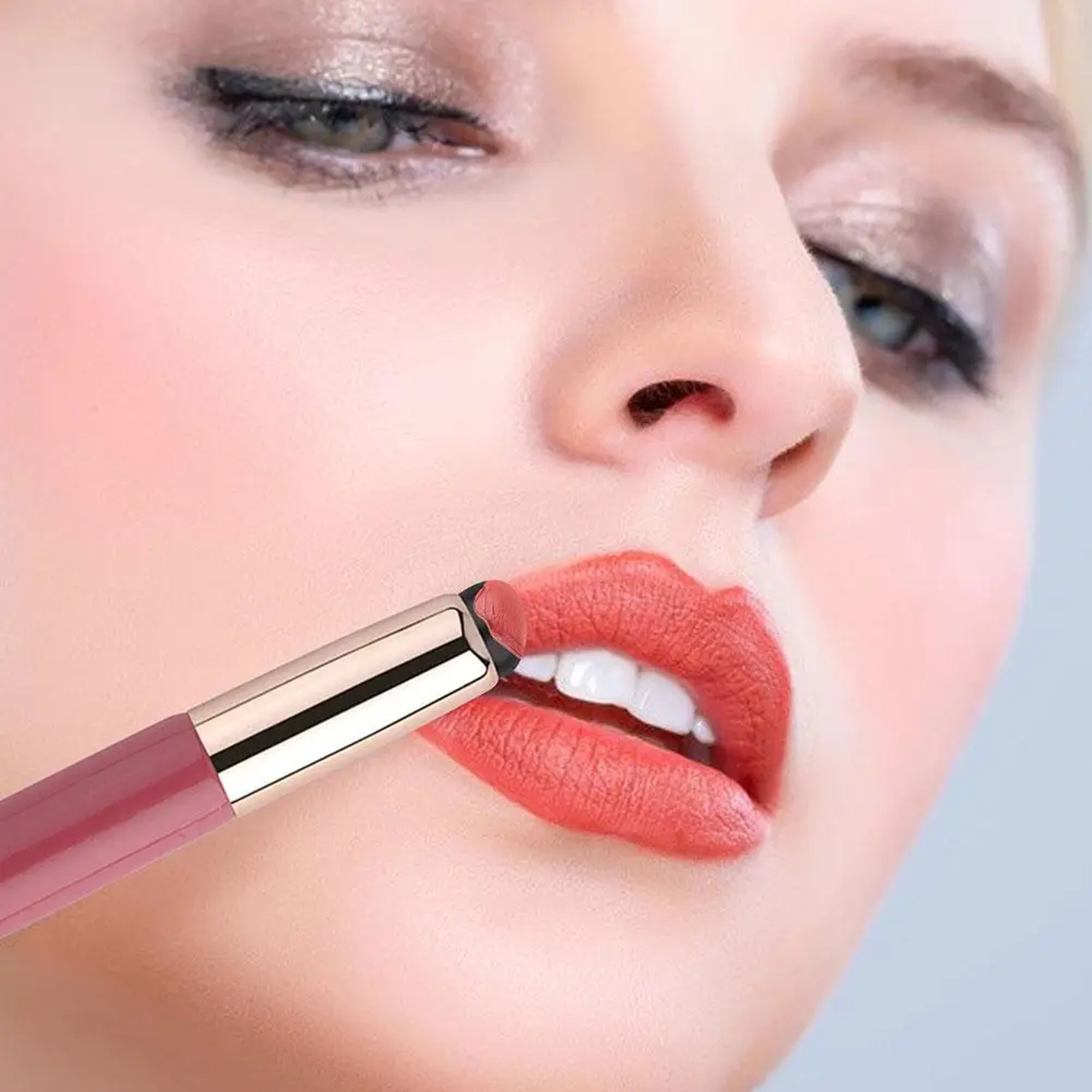 Silicone Lip Brush With Cover  Soft Concealer  Lipstick Brush For Smooth Flawless Application 0