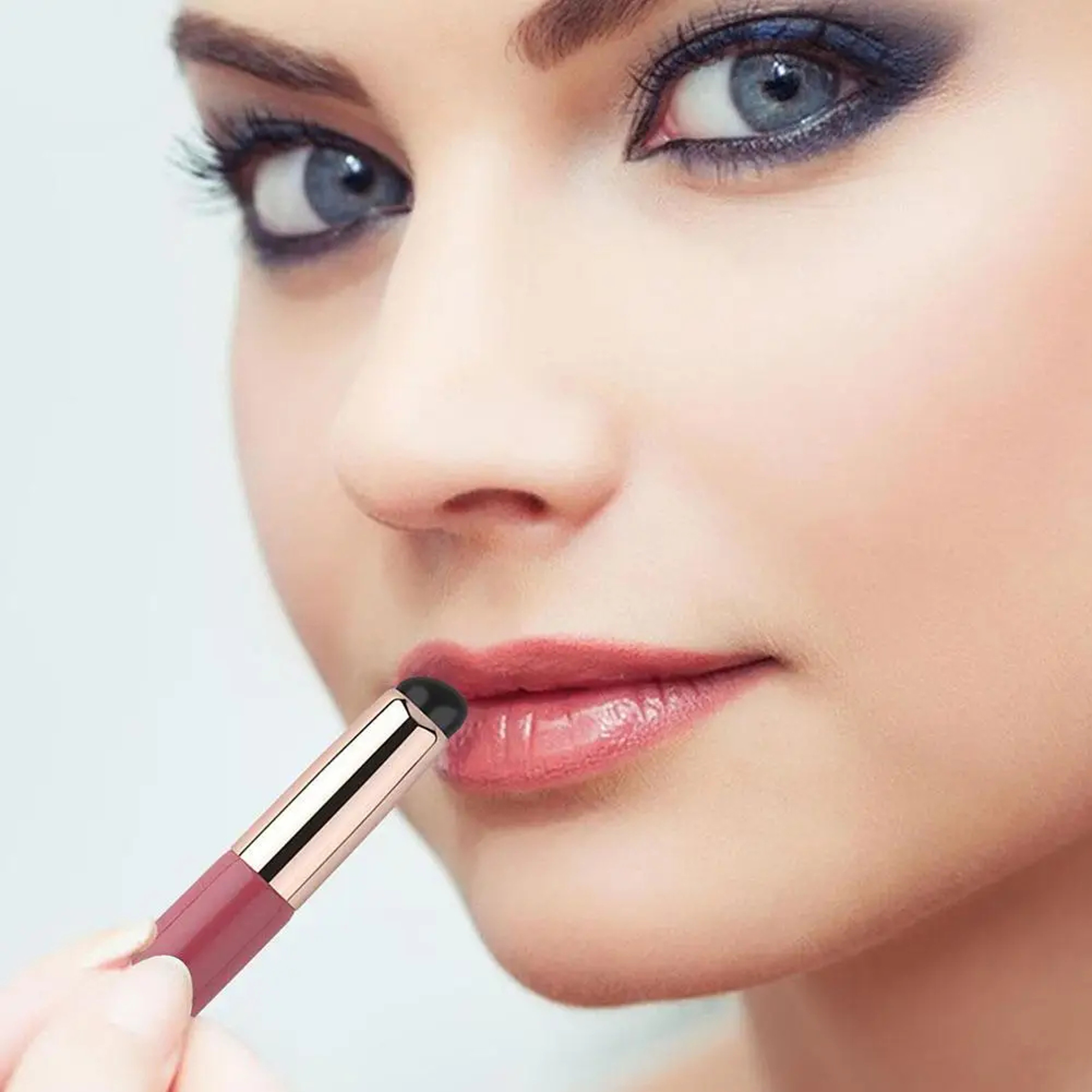 Silicone Lip Brush With Cover  Soft Concealer  Lipstick Brush For Smooth Flawless Application 4