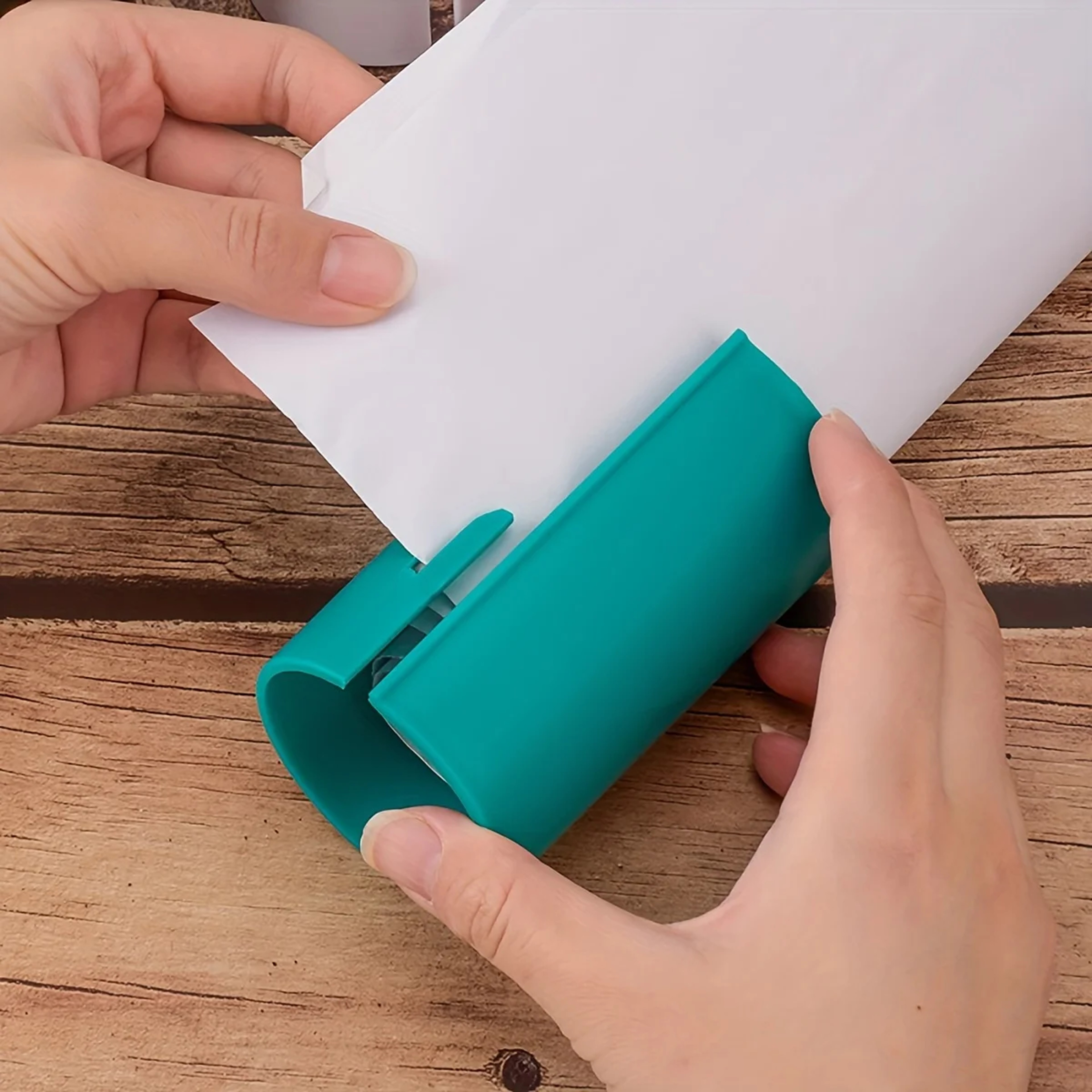 Portable Mini Paper Cutting Machine For Gift Wrapping  Easy Christmas Packaging Cutter 2