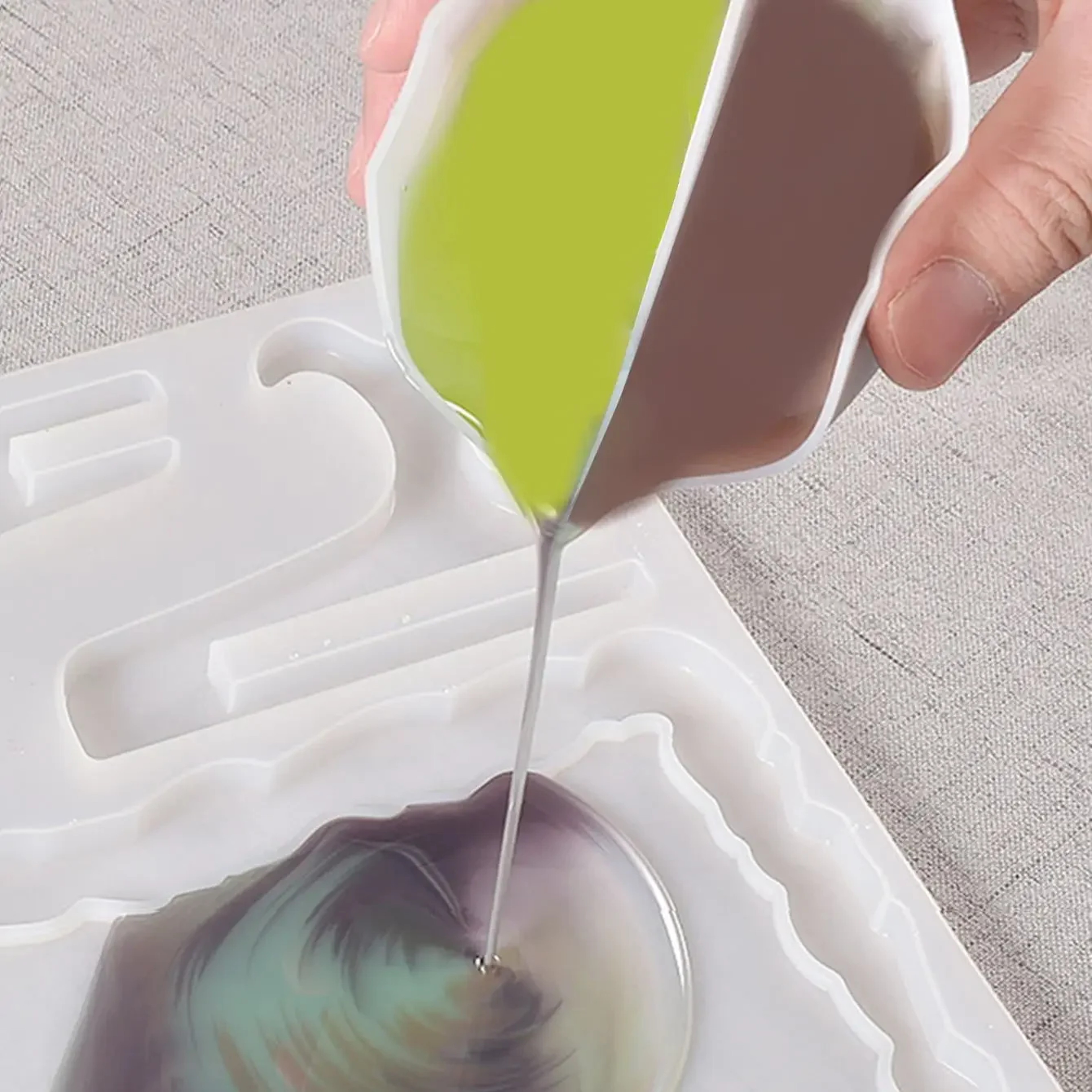 Fluid Art  Silicone Craft Diverter  Liquid Art DIY Dispenser For Crafting 3