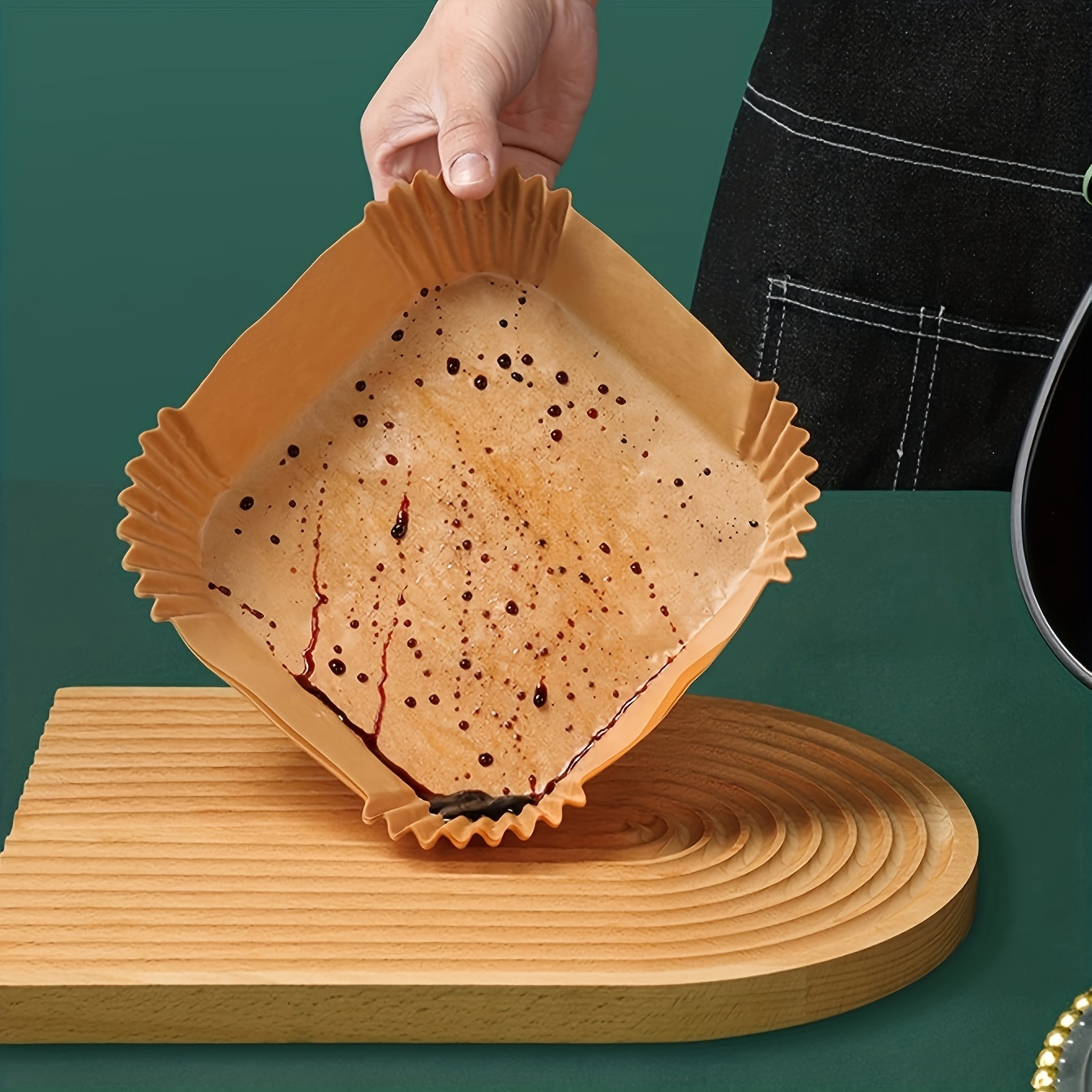 NonStick Air Fryer Disposable Paper Liners  Square  Round OilProof Mat For Air Fryers  Ovens  Reusa 1