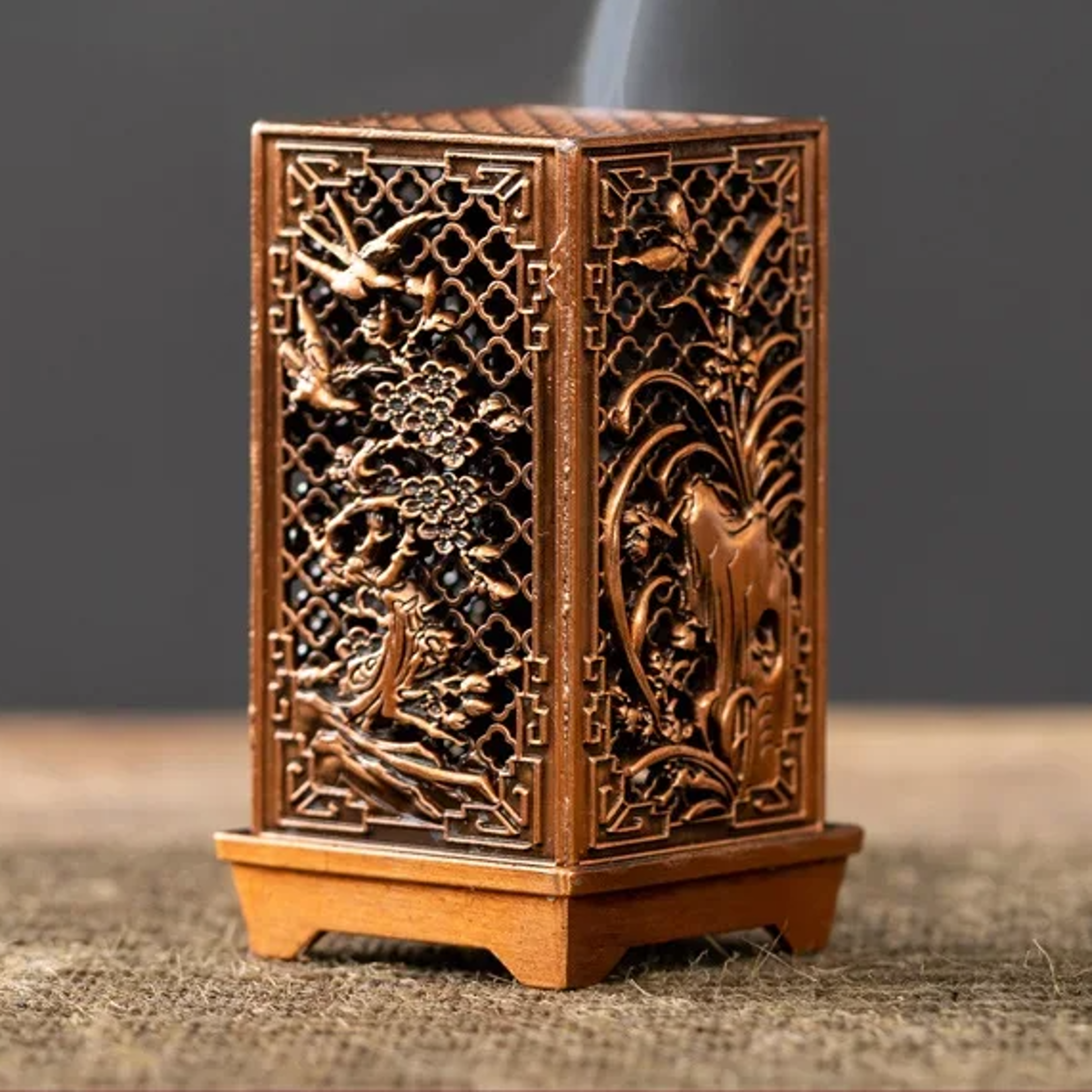 Square Vertical Incense Burner Small Xiangyun Alloy Incense Holder Indoor Aromatherapy Home Ornament
