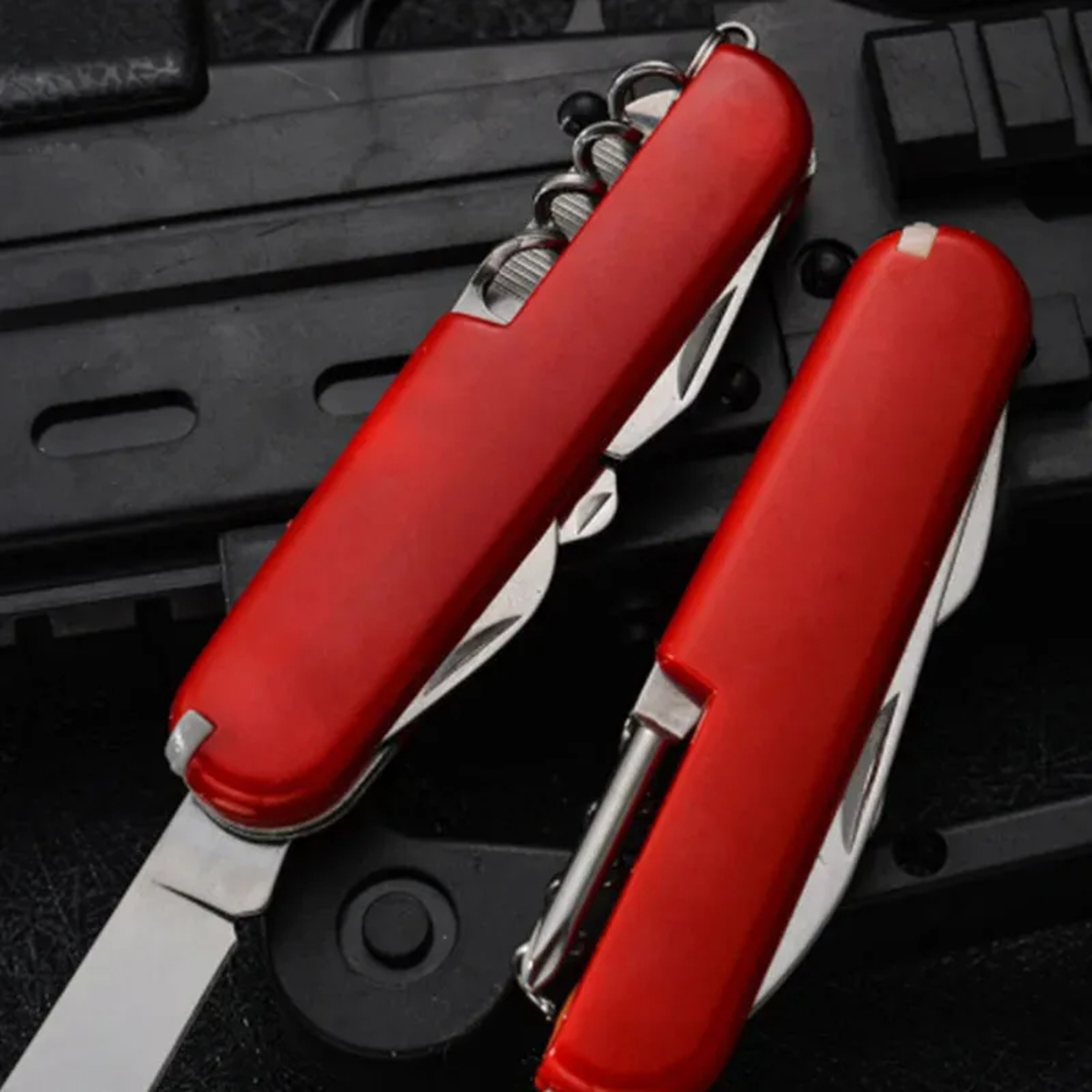 Multifunctional EDC Folding Knife Compact Outdoor Survival Tool For Camping  Hiking 0