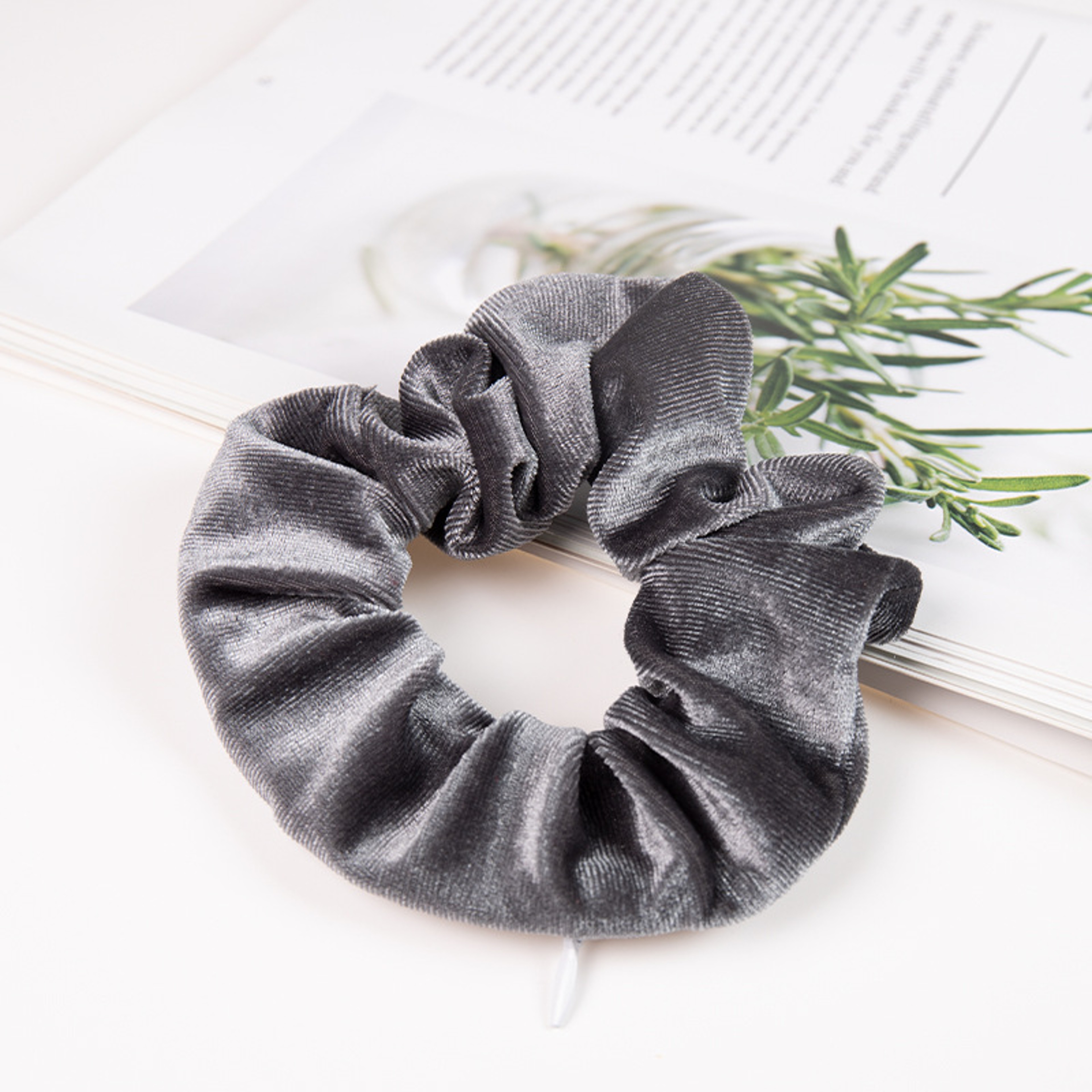 Hidden Pocket Scrunchie Secure Hair Tie With Zipper Secret Stash Travel Storage 1