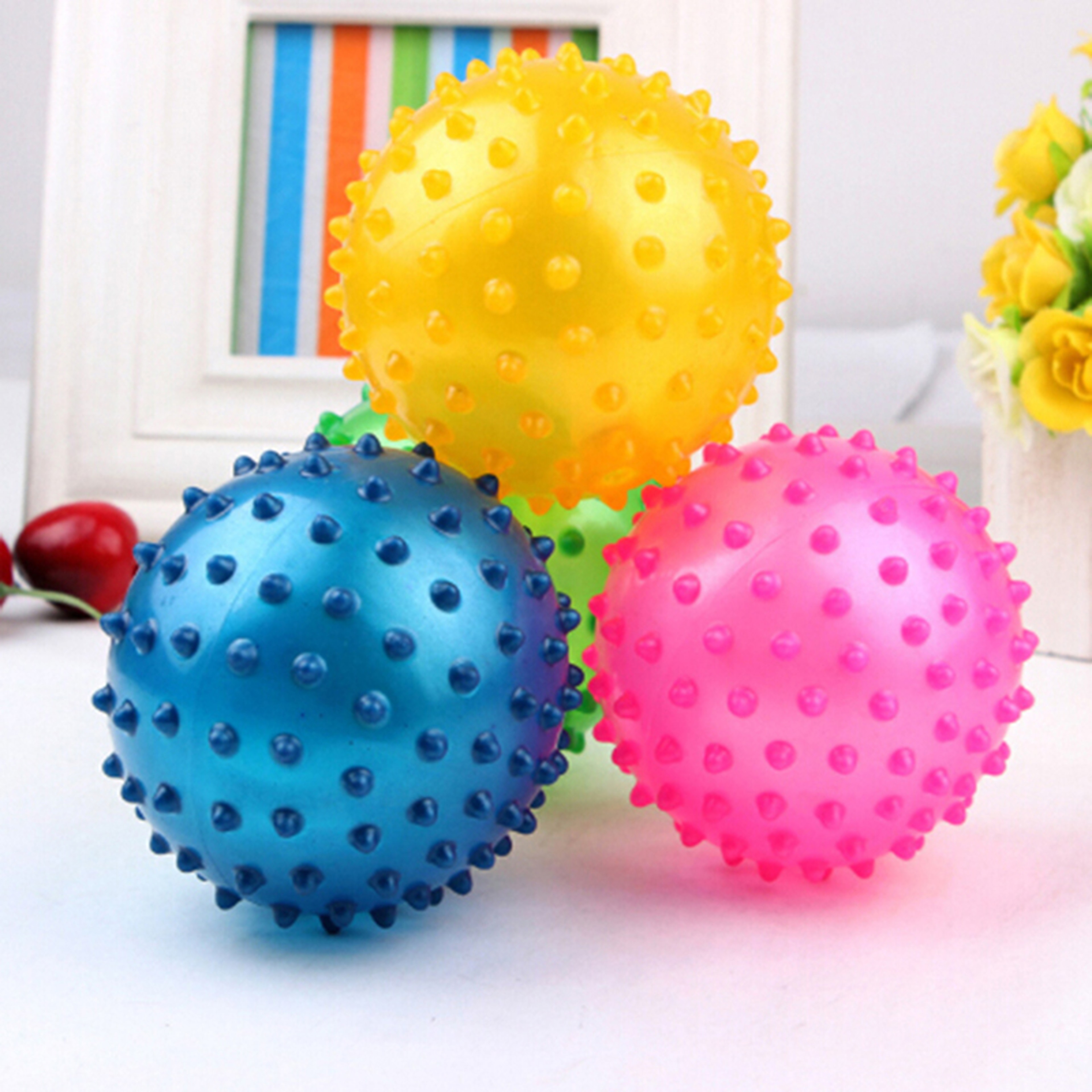 Kids Sensory Massage Ball Set Soft Spiky Inflatable Toy For Motor Skill Development 2