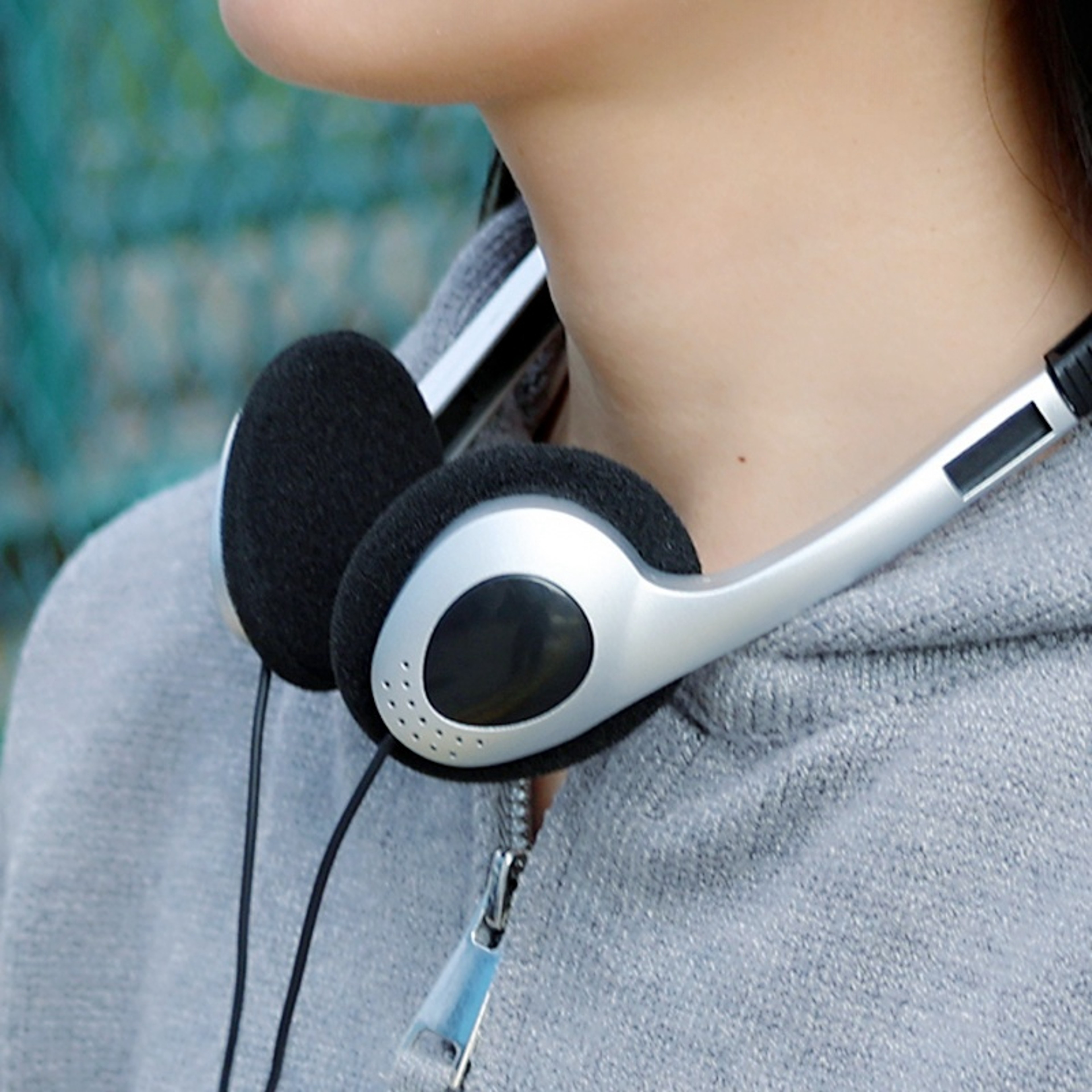 Retro Wired Over Ear Headphones With 35mm Jack Vintage Style Fashion Headset 1