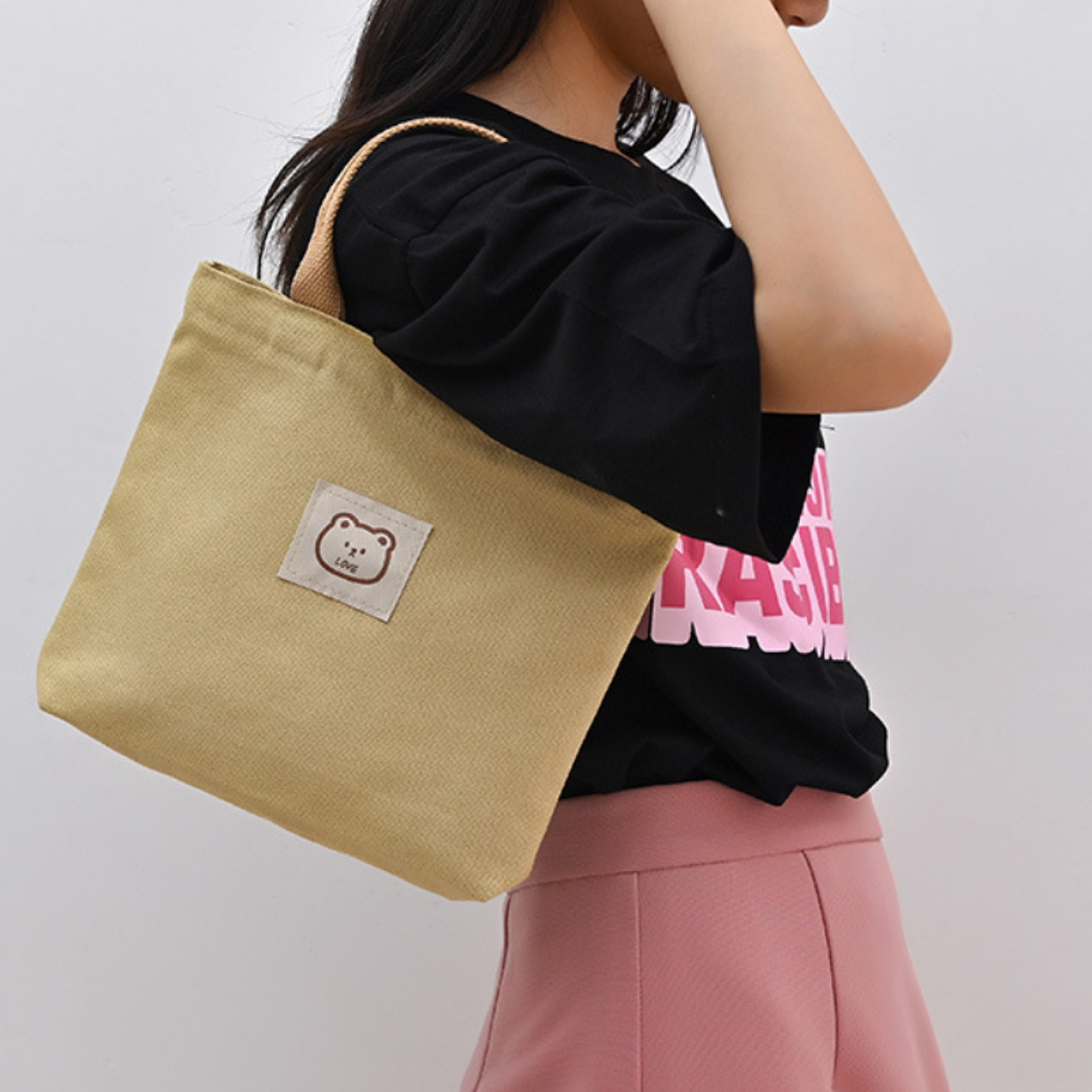 Cute Bear Mini Canvas Tote Bag With Woven Handles For Lunch And Everyday Essentials 1
