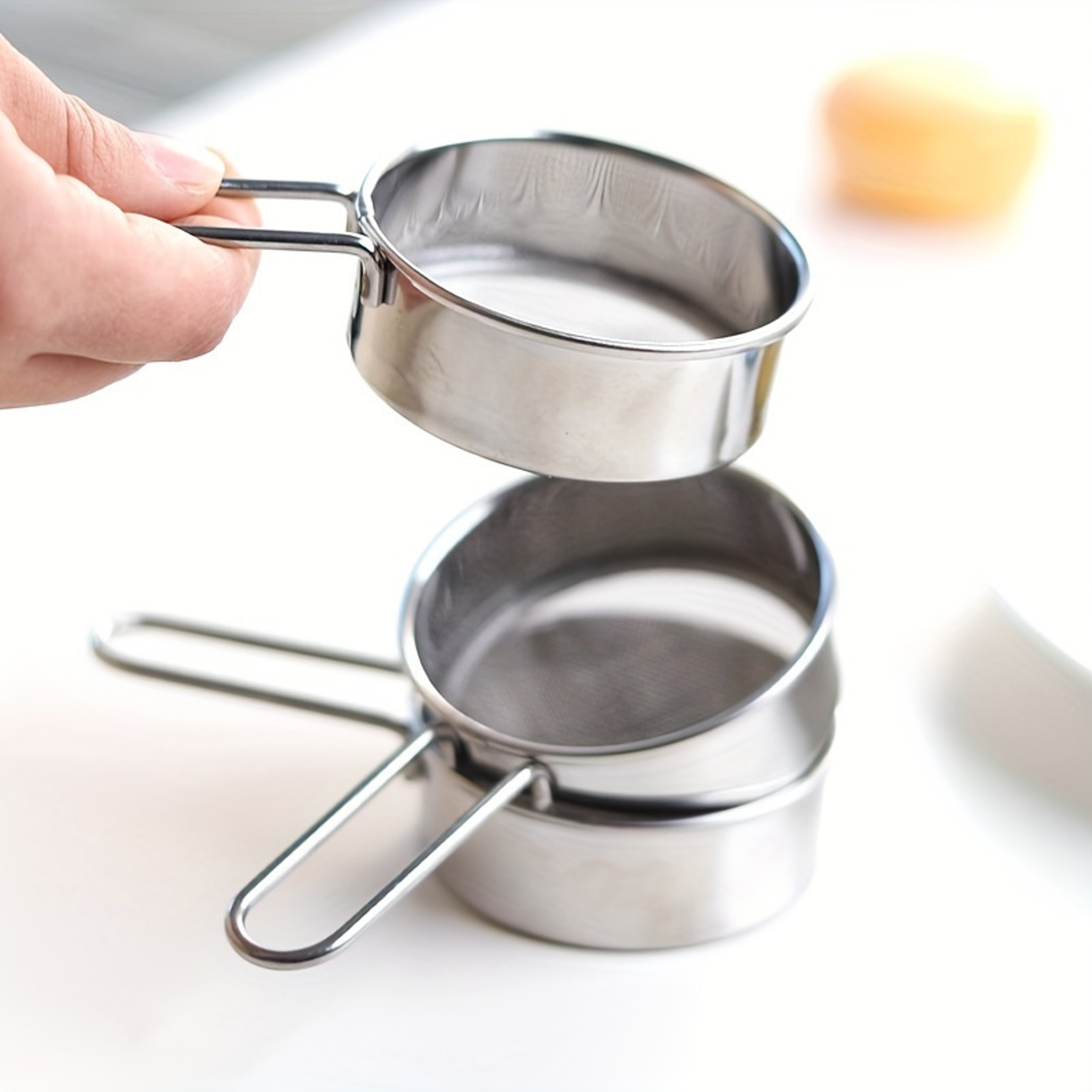 Stainless Steel Flour Sifter Cup Fine Mesh Baking Sieve And Icing Sugar Shaker 3