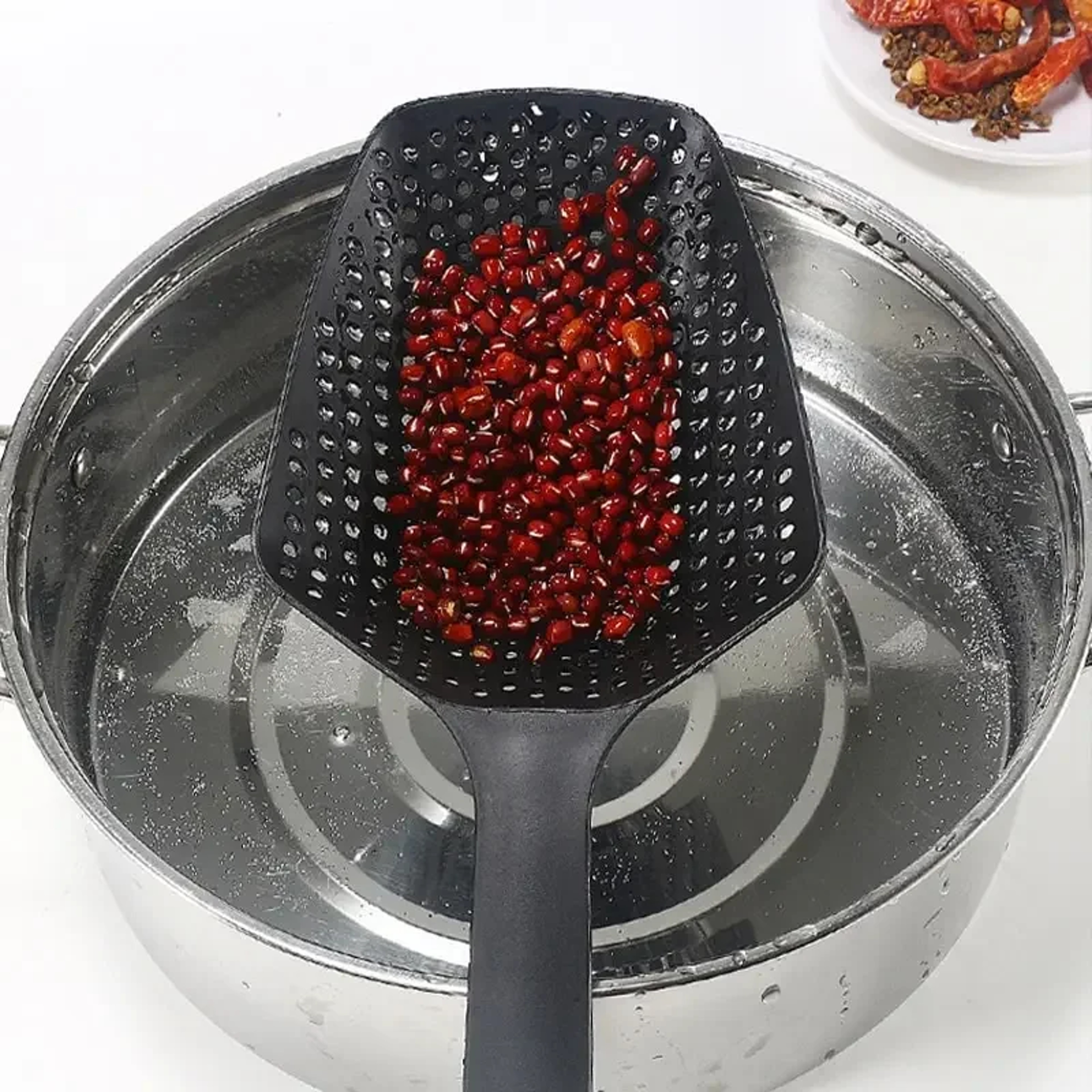 Long Handle Pasta Strainer Spoon Quick Drain Colander Scoop For Noodles And Cooking 9