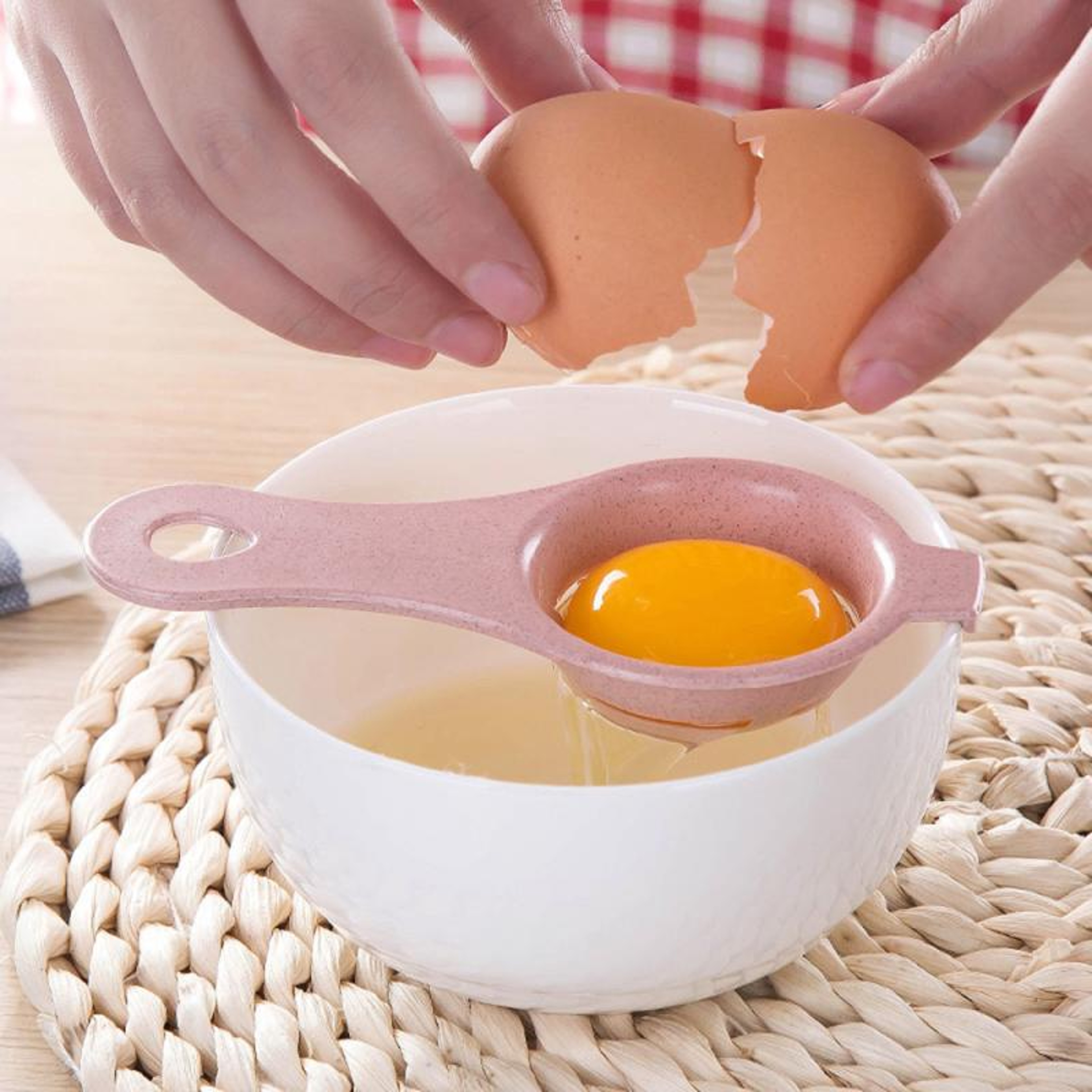 Easy Egg Yolk Separator And Egg White Filter For Baking And Cooking 2