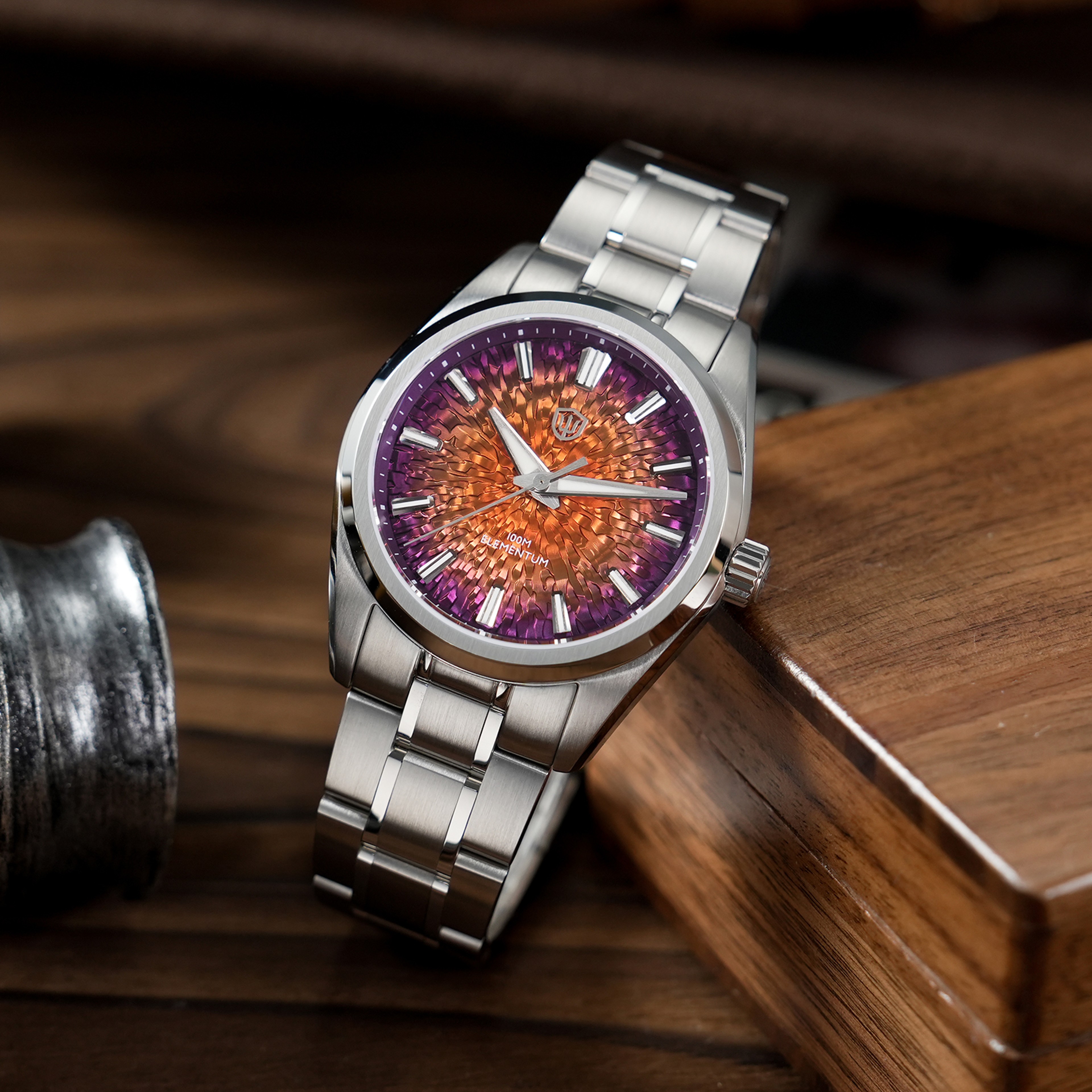 Quartz Watch With Ice Crack Dial And Sapphire Crystal 4