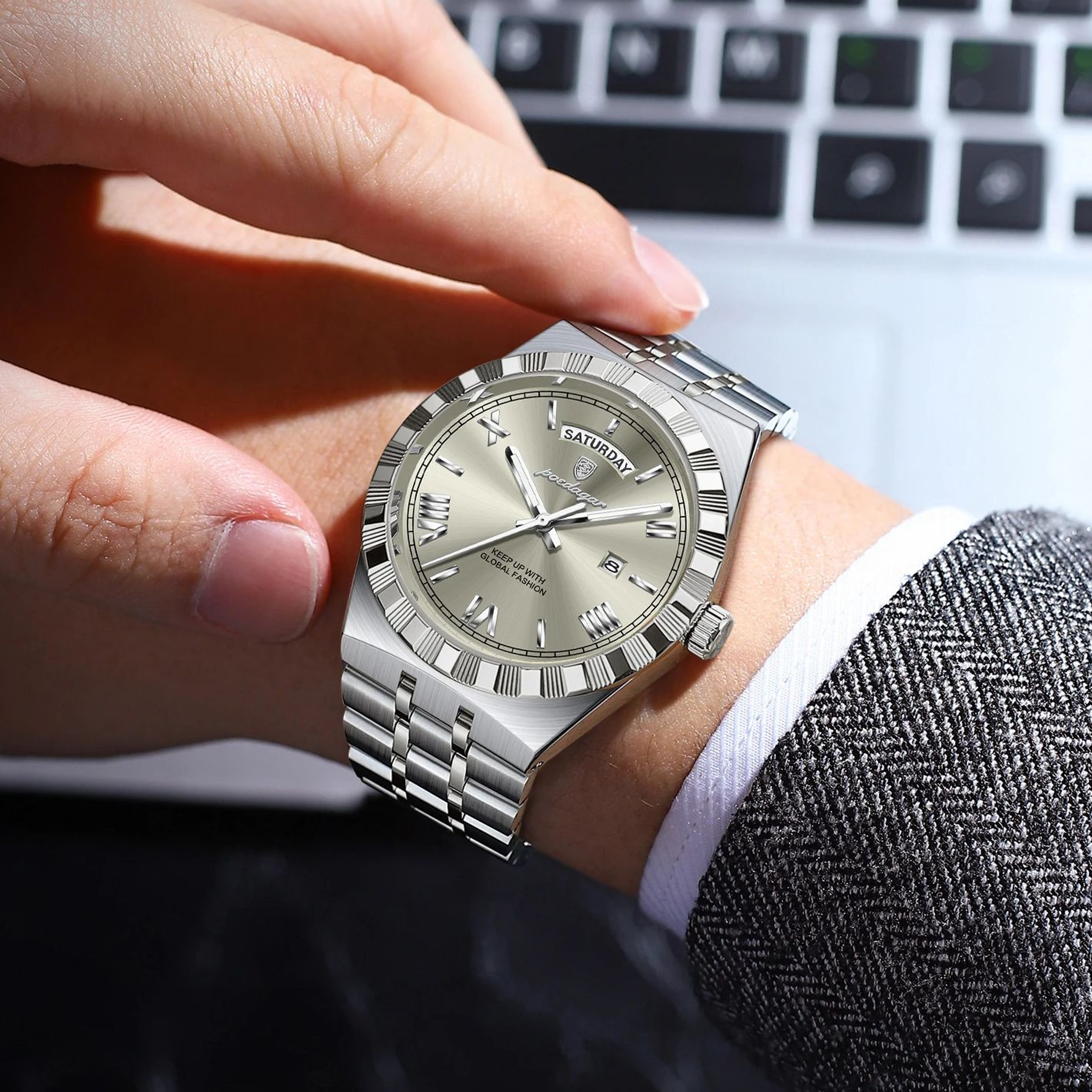 Luxury Mens Quartz Watch With Week Date Luminous Dial And Stainless Steel Band 5