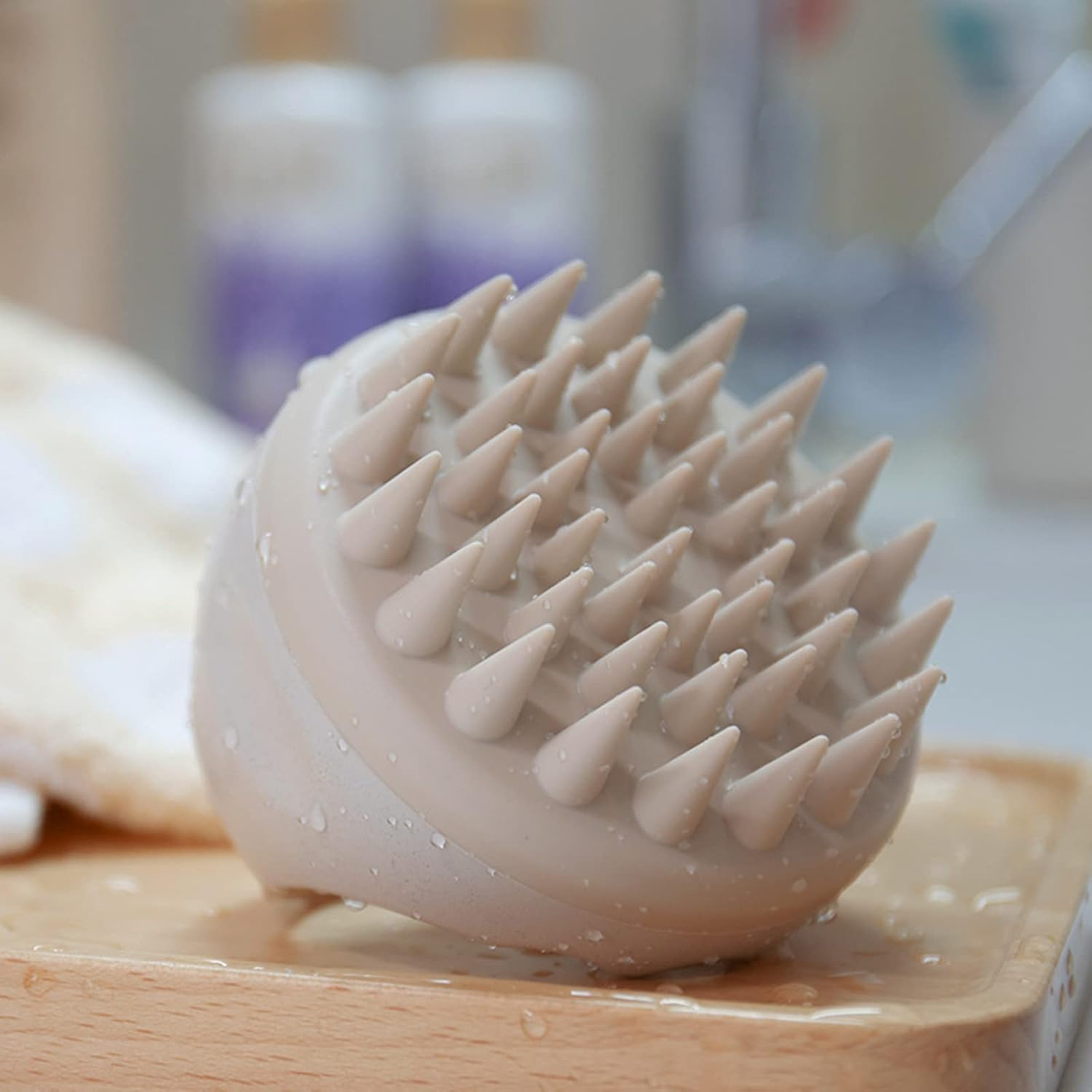 Silicone Scalp Massager Shampoo Brush And Scalp Exfoliator For Flakes And Buildup 1