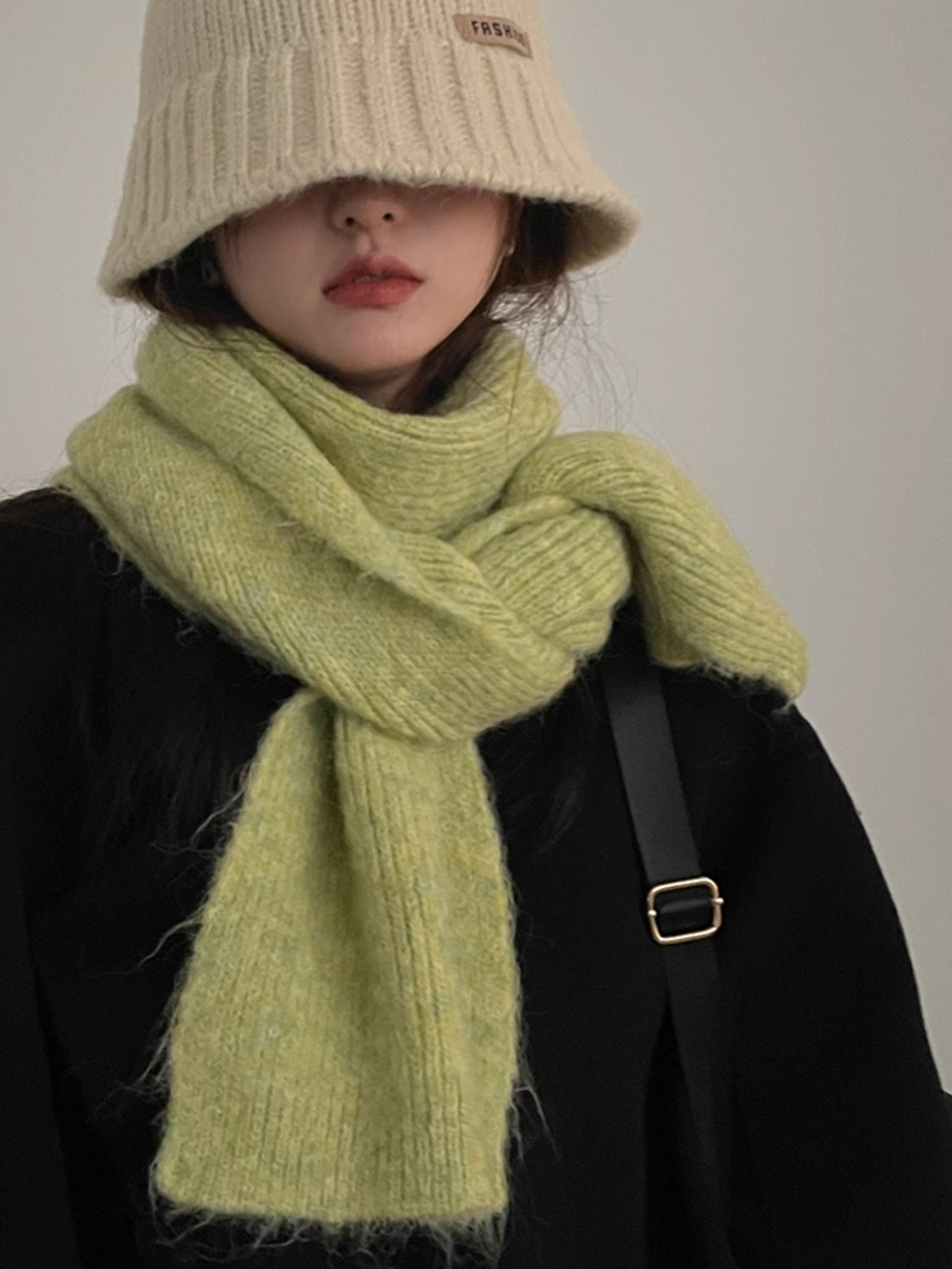 Pure Color Woolen Scarf, Versatile Winter Neck Warmer, New Knitted Yarn For Girls and Students – view 1