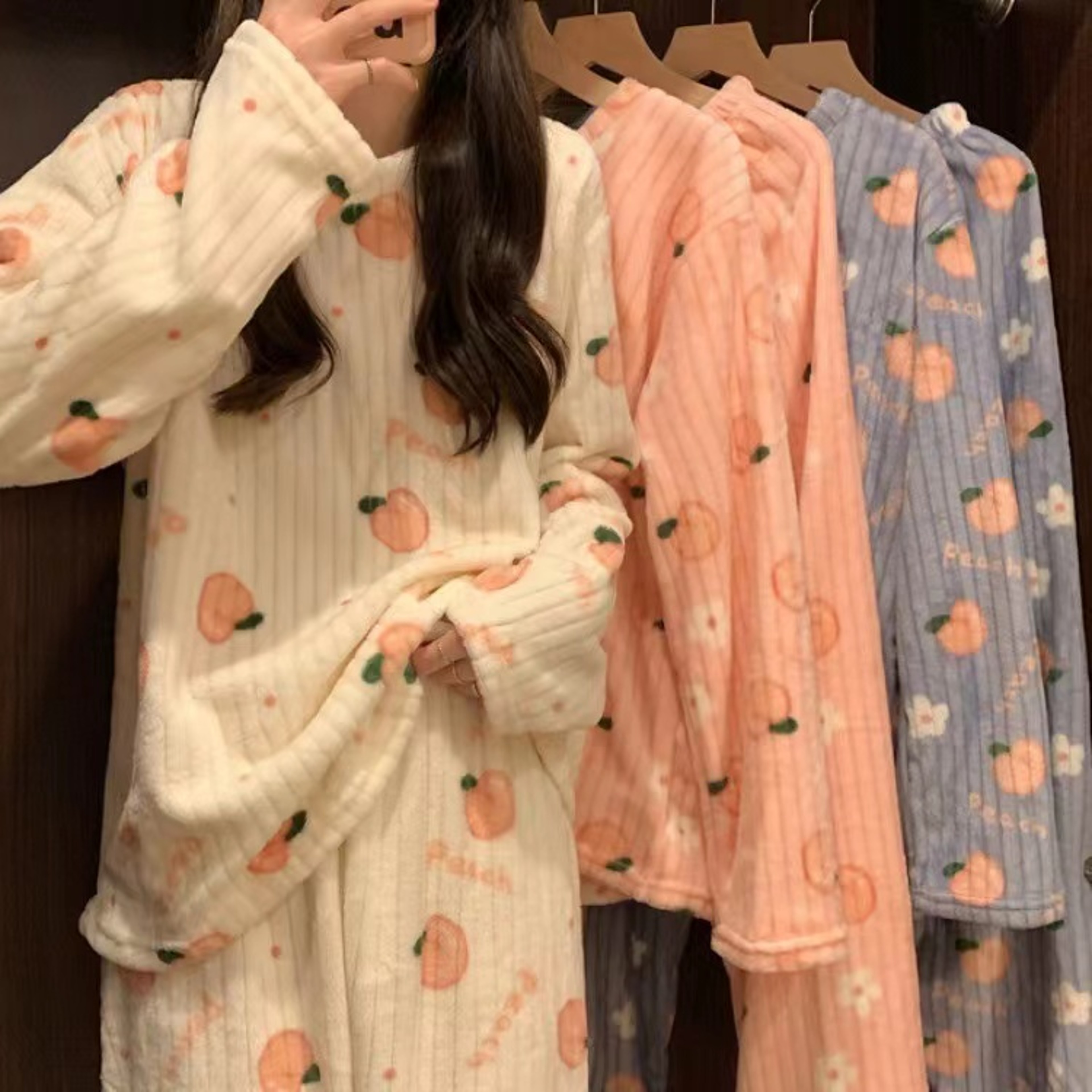 Womens Winter Home Clothes Set Thiened Long Sleeve Coral Fleece Pajamas Cute Cartoon Print Sleepwea 1