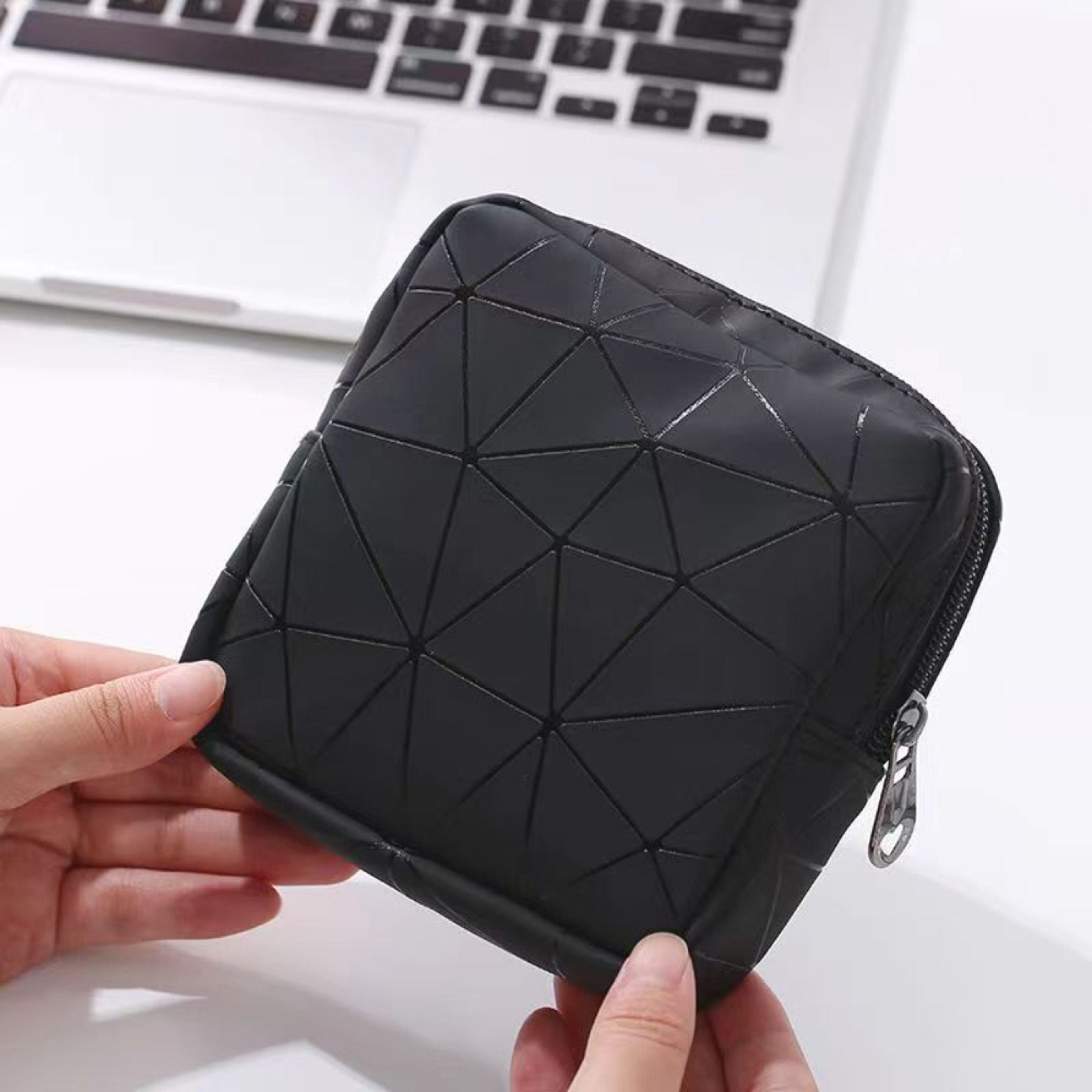 Waterproof Leather Period Bag With Zipper For Women And Teen Girls Sanitary Napkin Storage Bag Smal 6