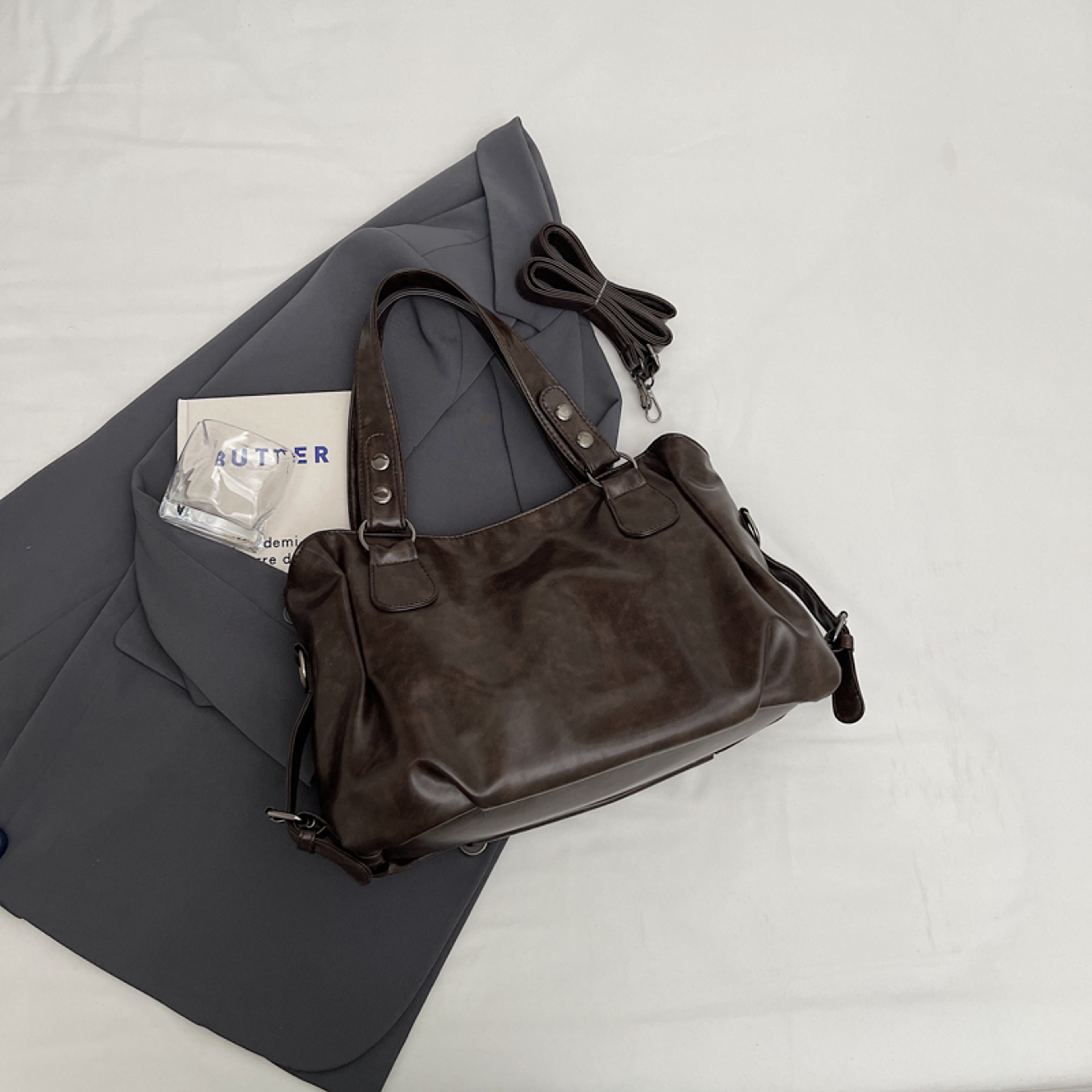 Retro Large Capacity Women Pure Color PU Shoulder Tote Bag Chic Fashion Handbag Durable PU Leather  1