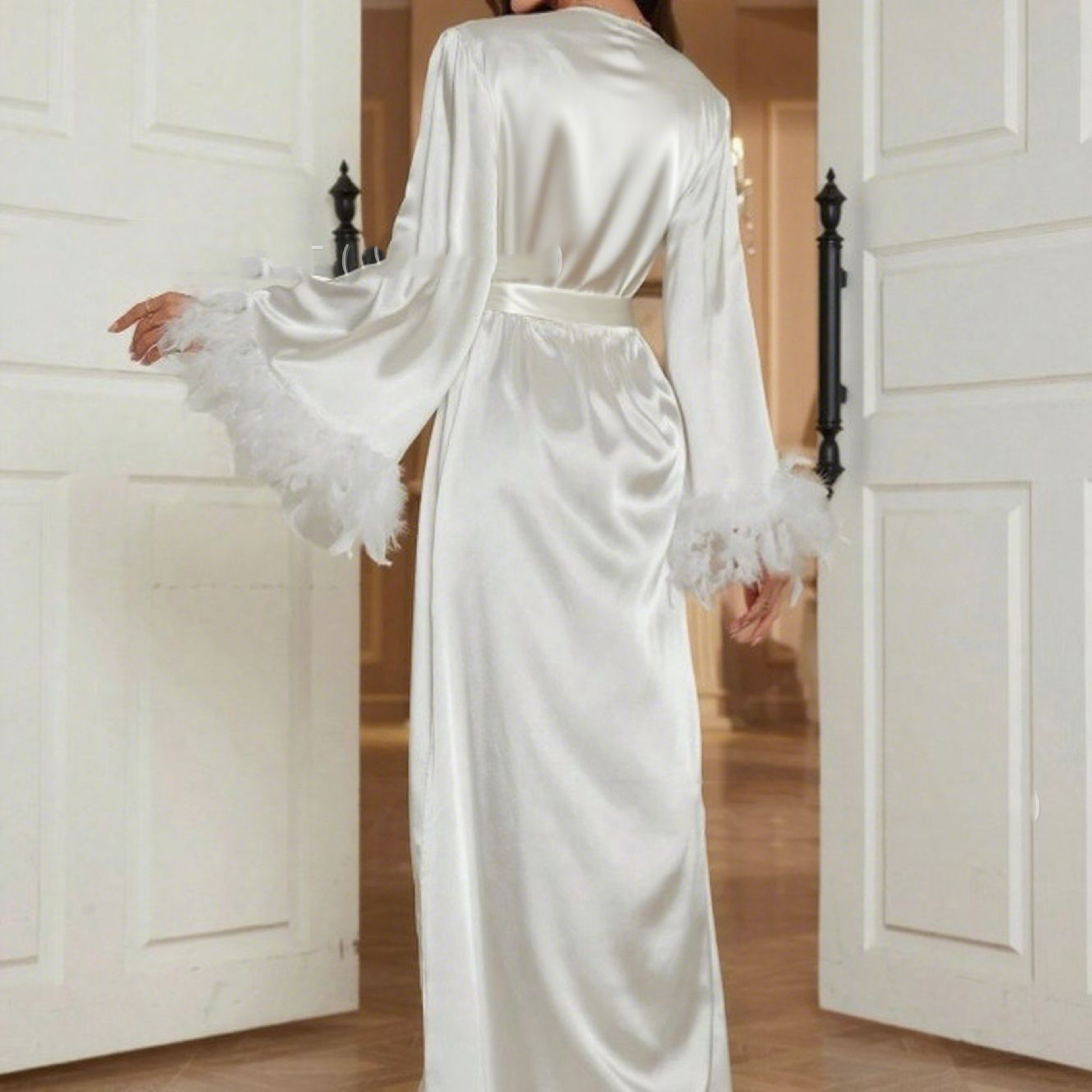Elegant Ice Silk Long Bathrobe Luxury Bride Wedding Robe With Feather Sexy Yukata Gown Loose Pajama 1