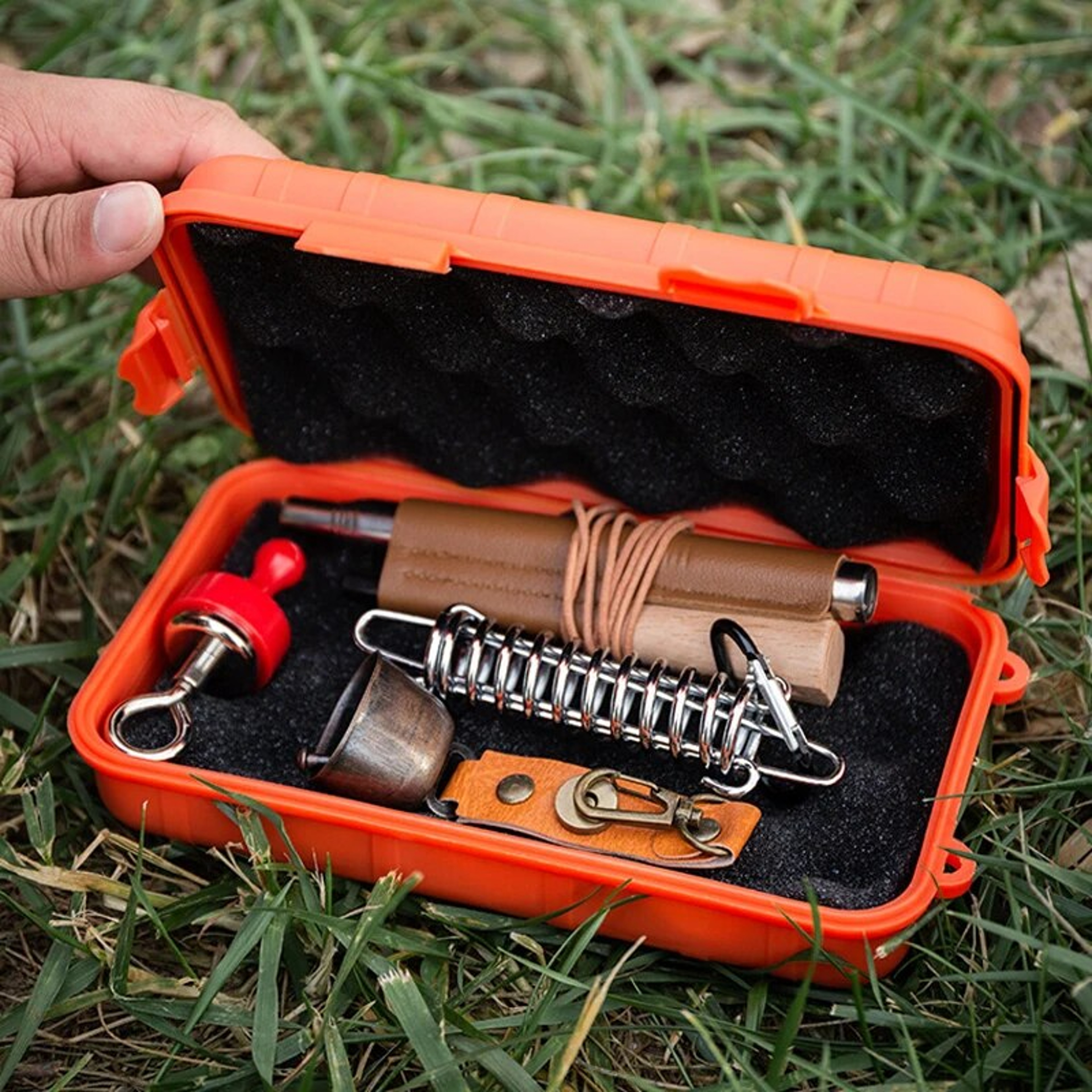 Shockproof Waterproof EDC Tool Box Small Outdoor Survival Kit Sealed Case For Camping Outdoor Stora 4