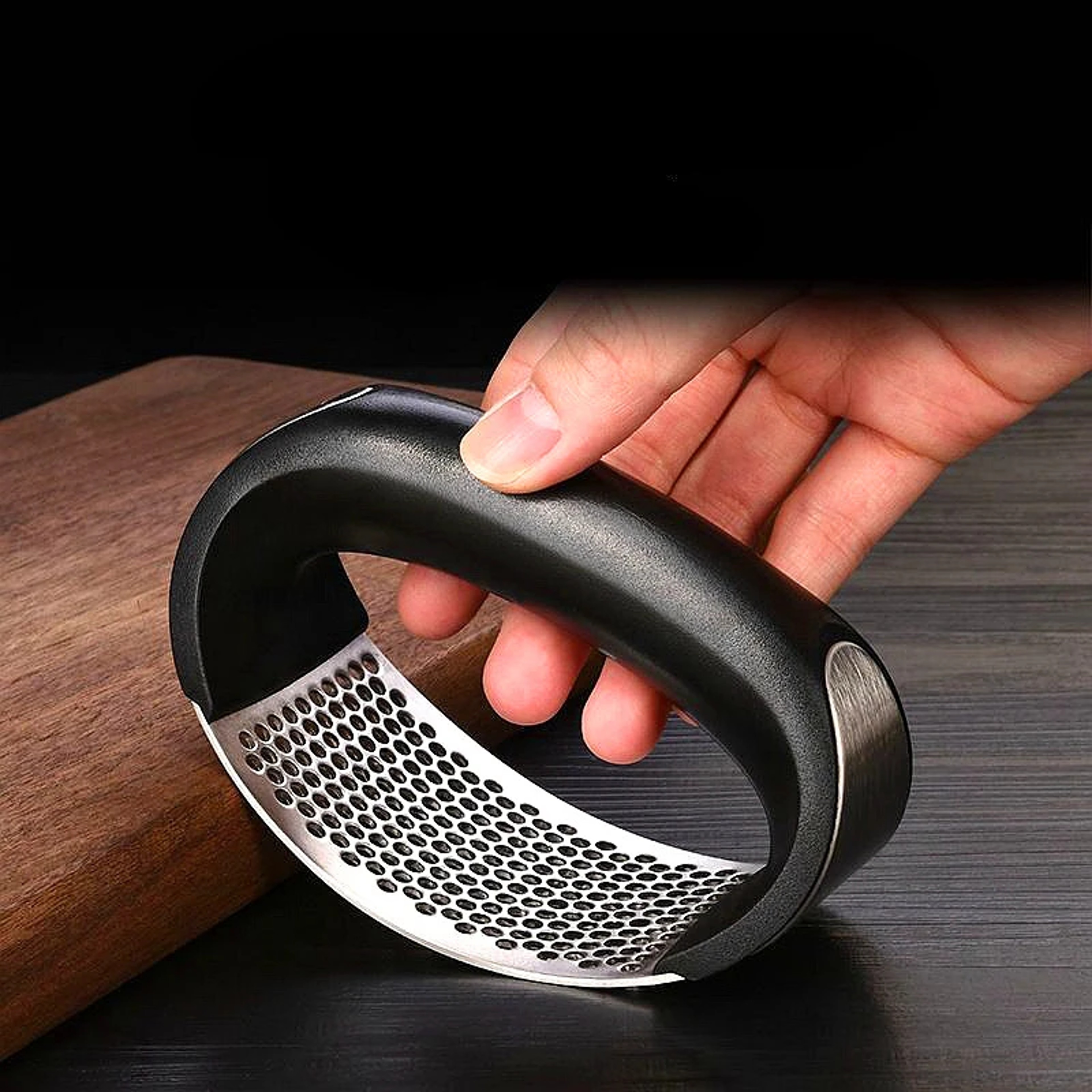 Manual Stainless Steel Garlic Press Crusher Garlic Mincer Chopping Tool For Vegetables Fruit 2