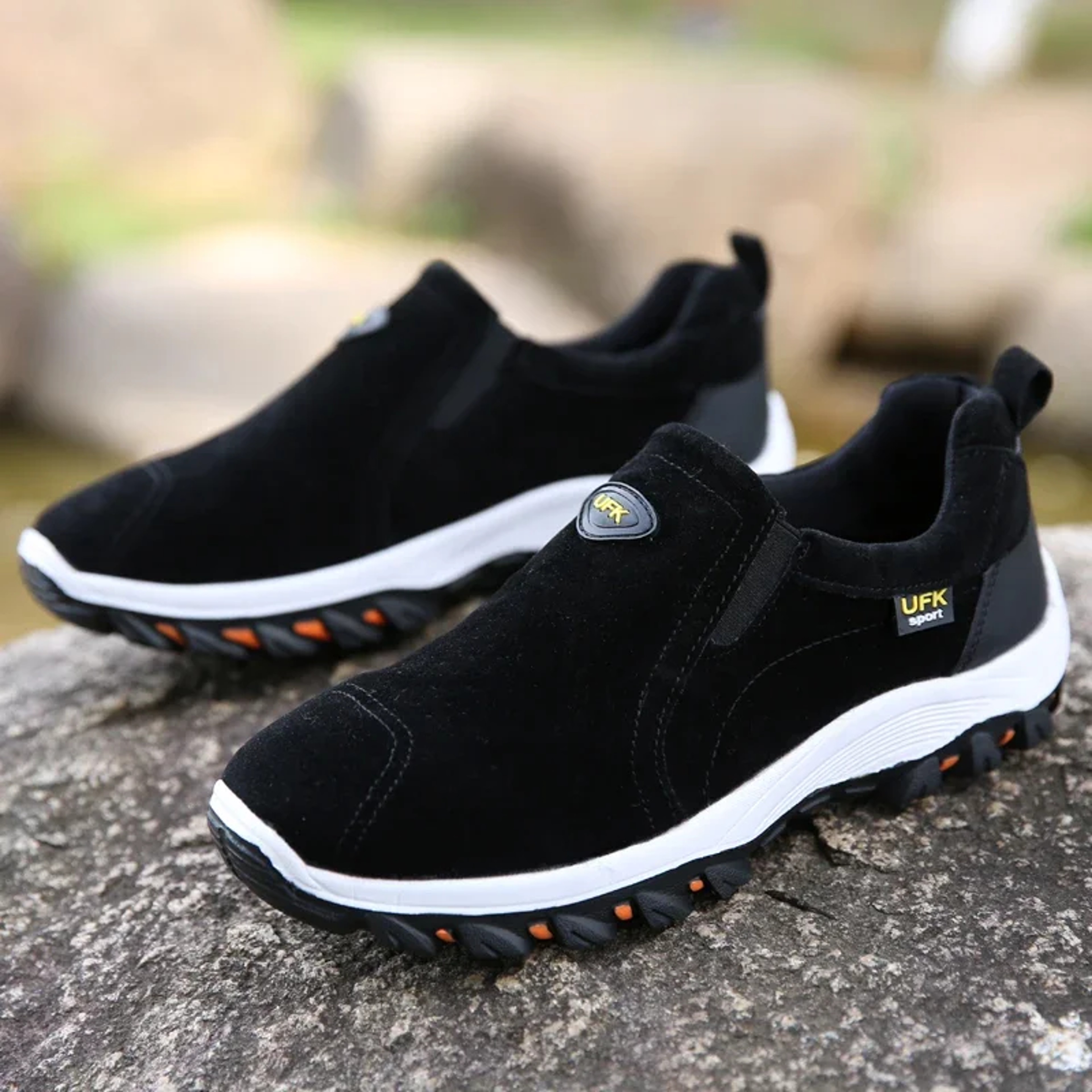 Comfortable Outdoor Walking Loafers New Casual Mens Sports Shoes Fashionable Lightweight Shoes For  1