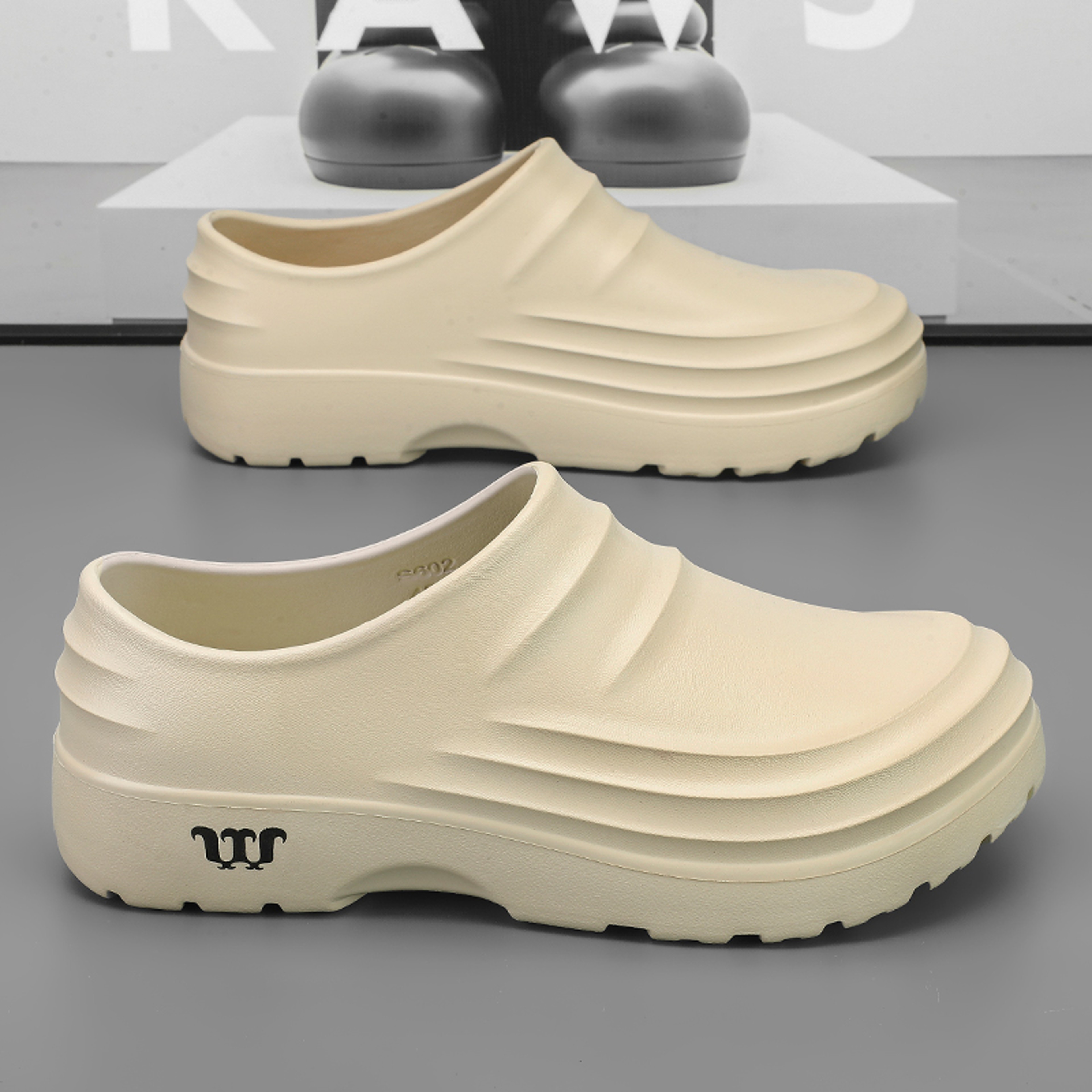 Non Slip Chef Shoes Oil Proof Slip On Kitchen Work Shoes – view 3