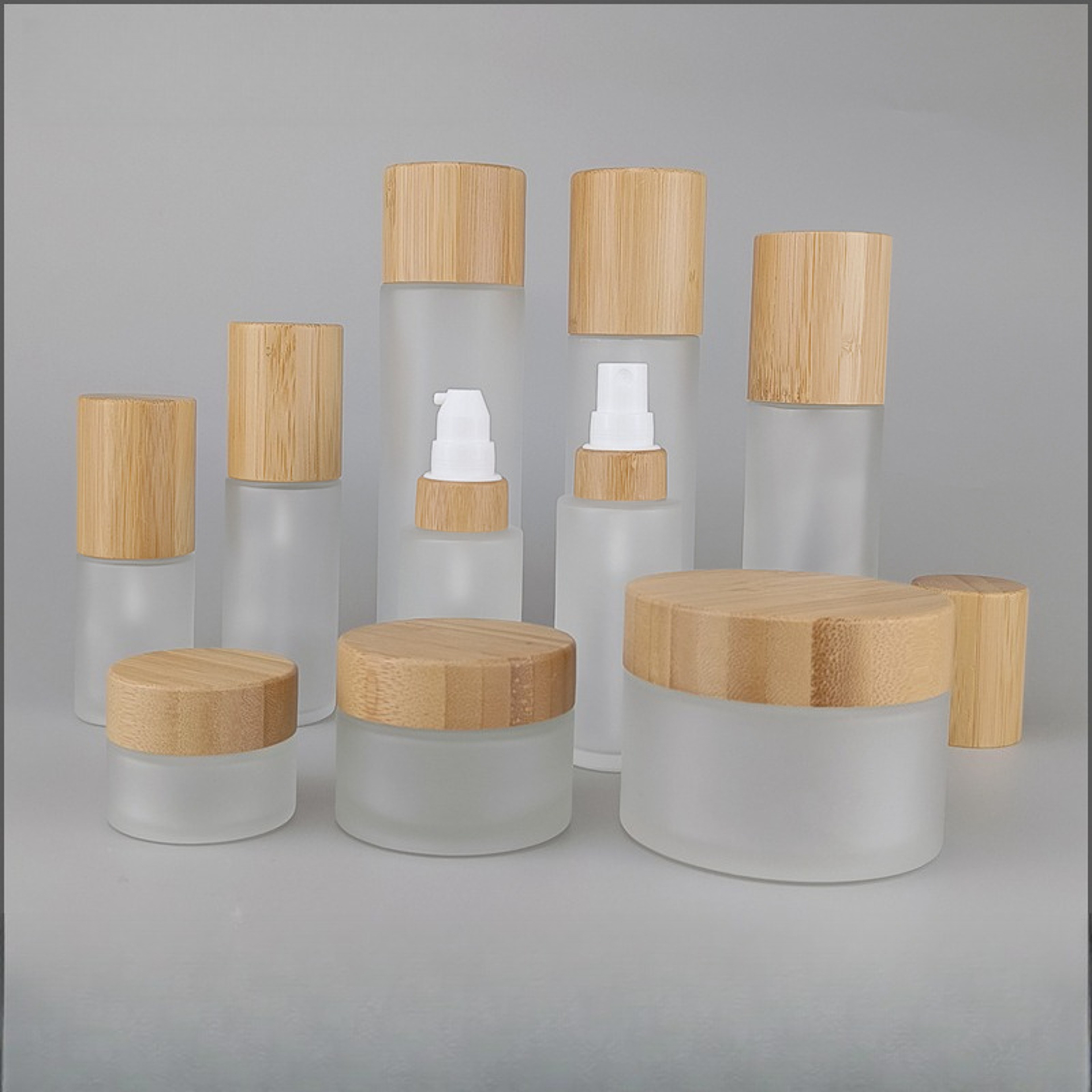 Glass Lotion Bottle, Teeth White Frosted Glass Bottle with Bamboo and Wood Cover Spray – view 4