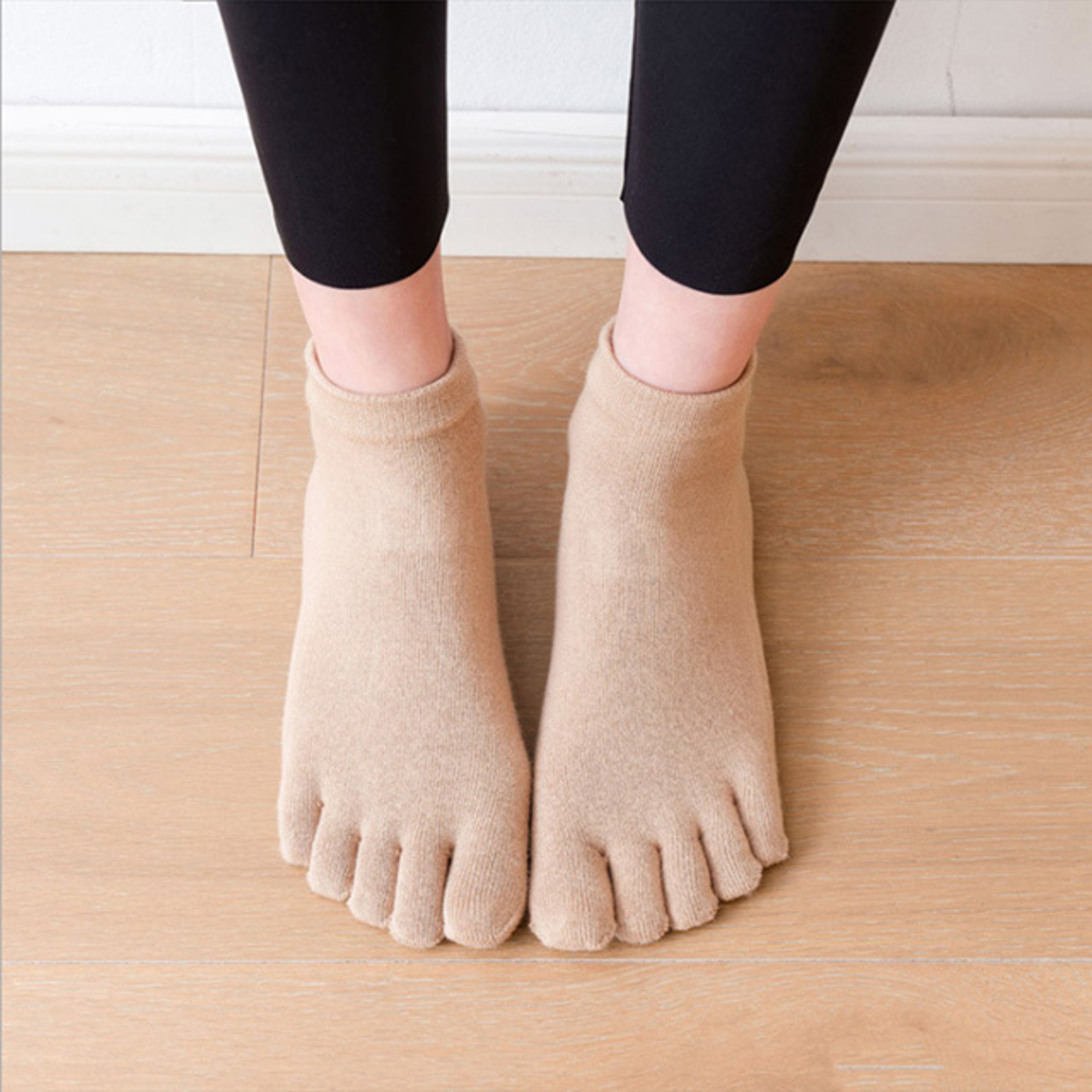 Silicone Non-Slip Yoga Socks, Anti-Slip Women Pilates Socks, Breathable Ballet Dance Fitness Cotton Socks for Ladies – view 8