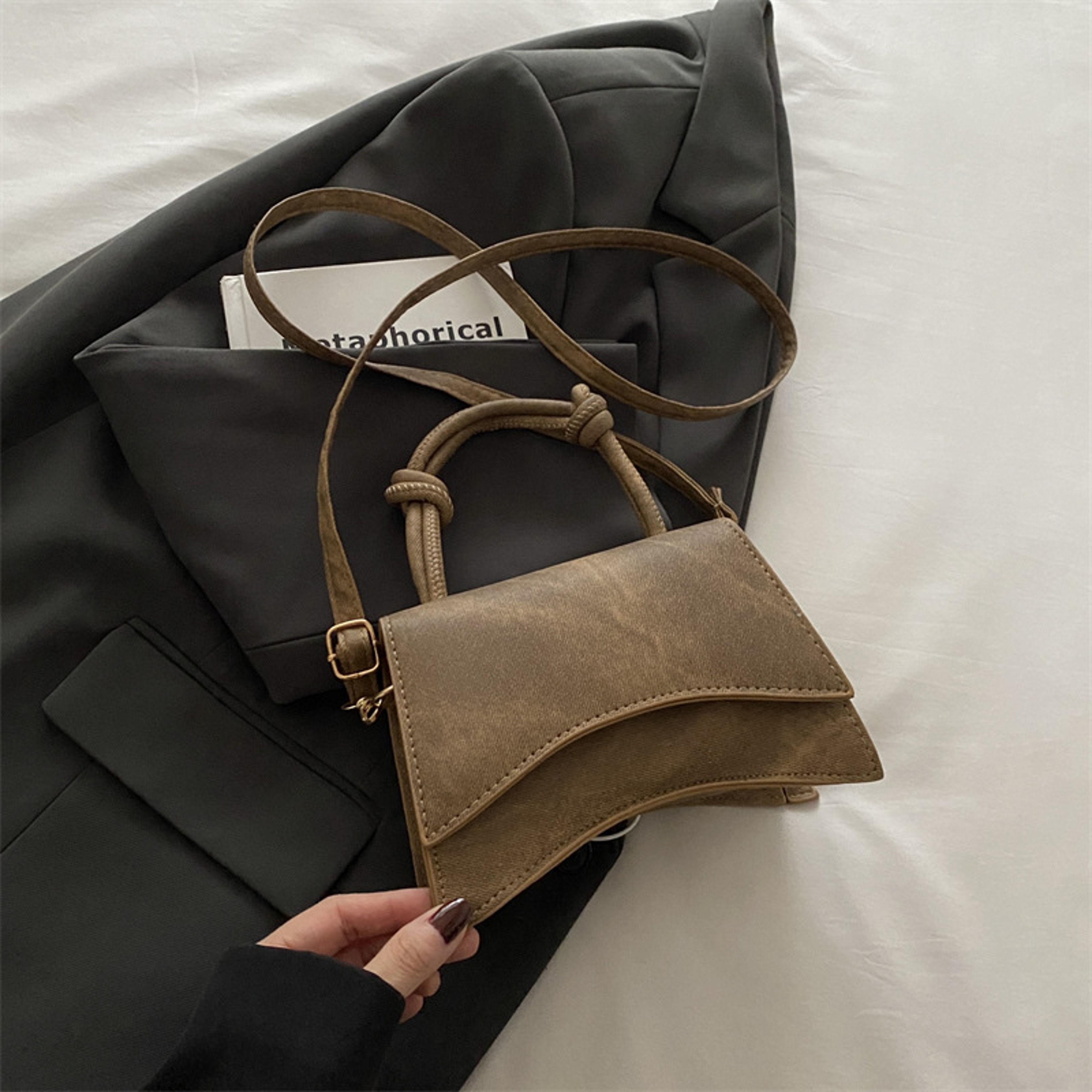 Trendy Crossbody Bag for Autumn, Women's Shoulder Bag Pure Color, Small Square Bags – view 8