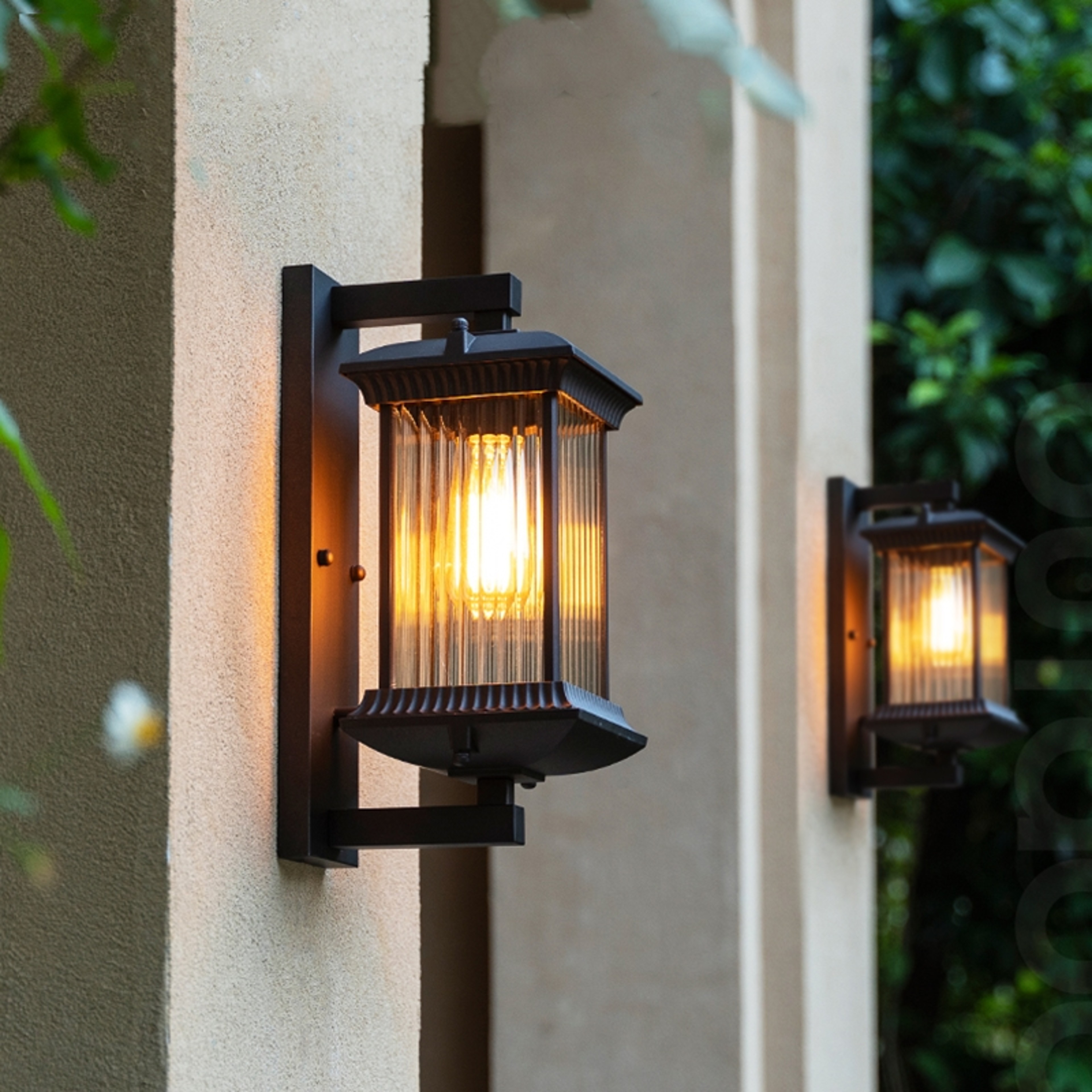 Exterior Wall Lighting, Waterproof Metal Wall Lamp for Villa, Hotel, Porch – view 1