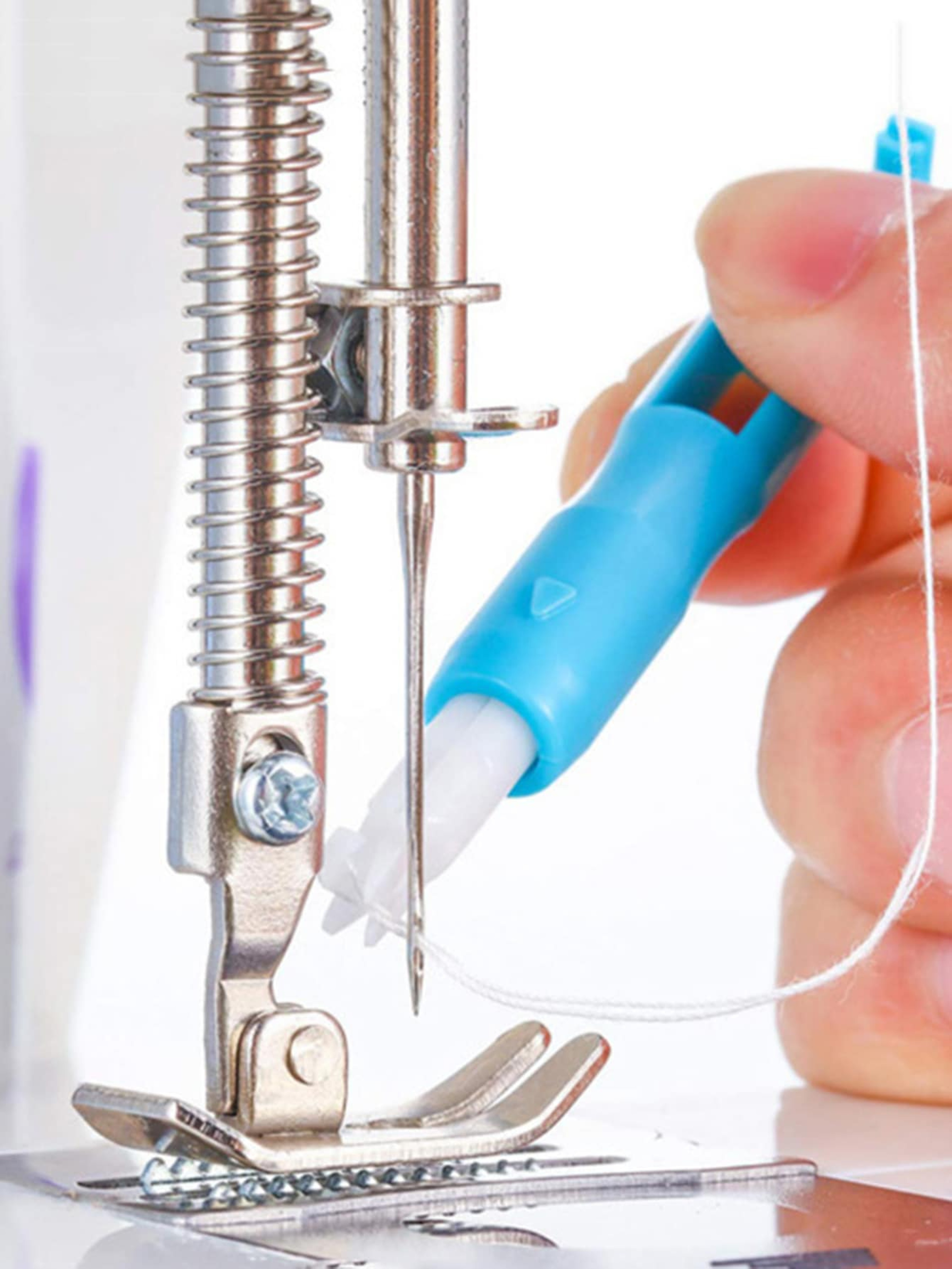 Quick Sewing Machine Device Thread Auto Needle Needle Threader DIY Tool, Home Hand Sewing Accessories – view 2