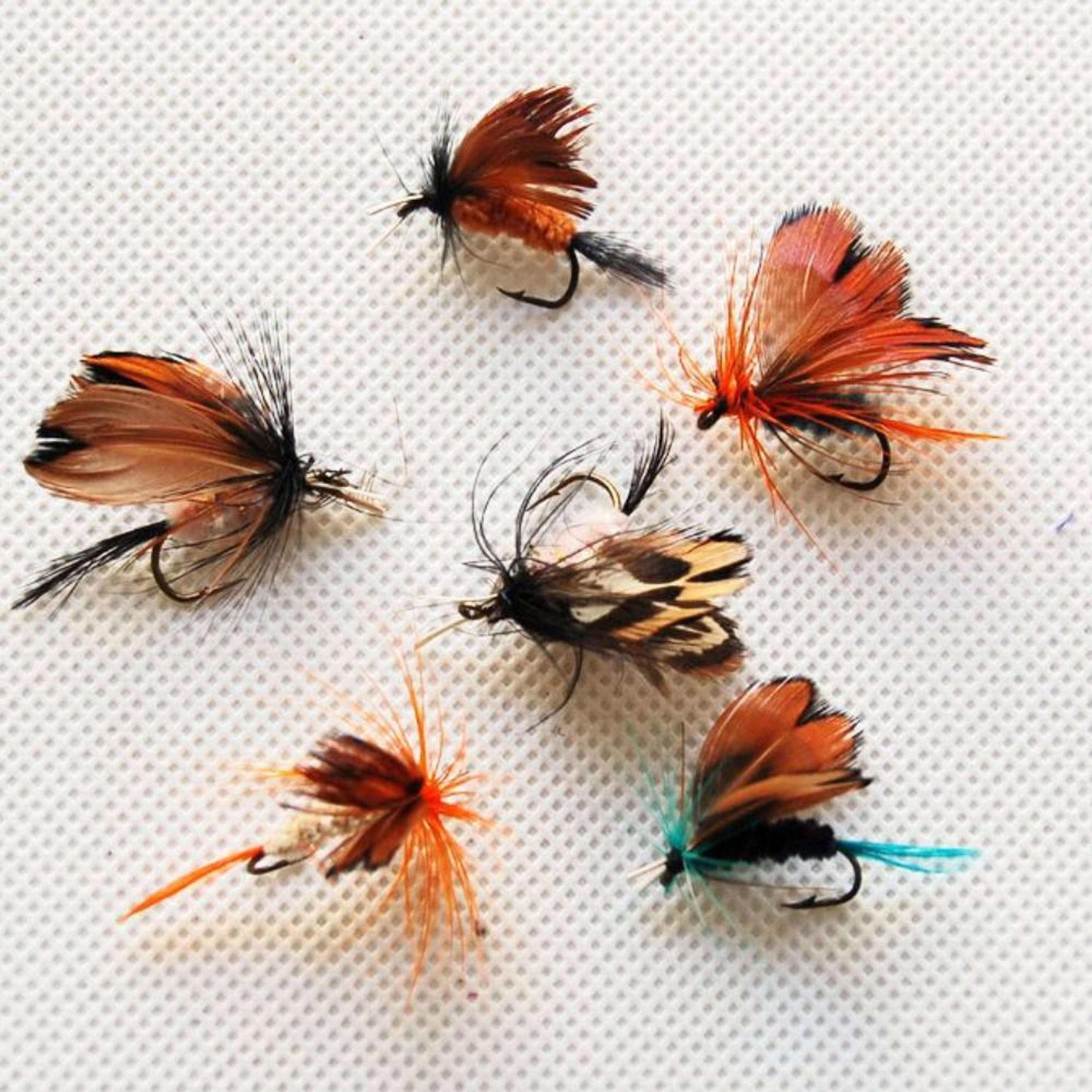 Outdoor Fly Fishing Lures, Steel Sharpened Hook Bait, Feather Dry Fly Tackle – view 1