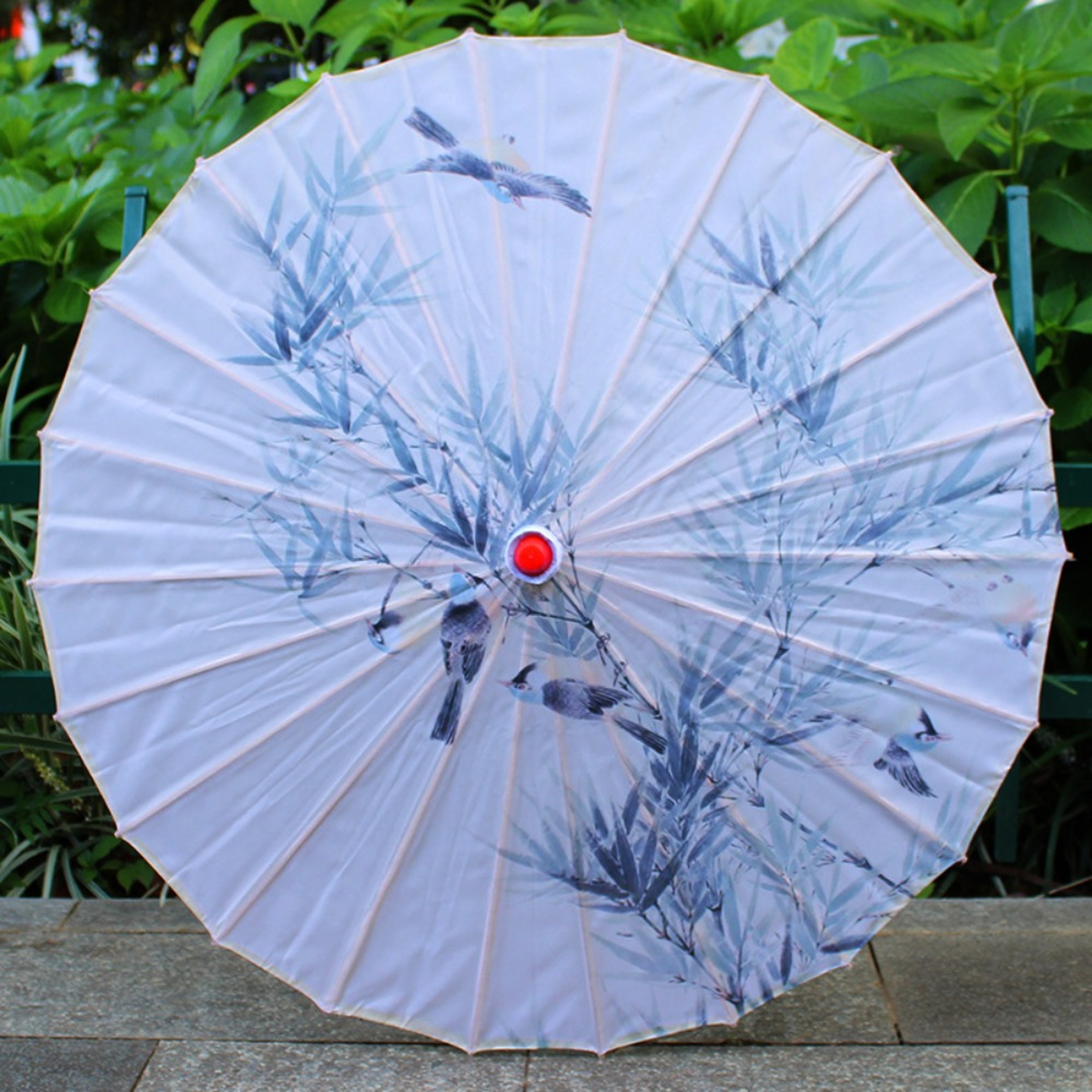 Vintage Oiled Paper Umbrella, Perfect for Dance, Photography, and Costumes in Antique Style – view 9