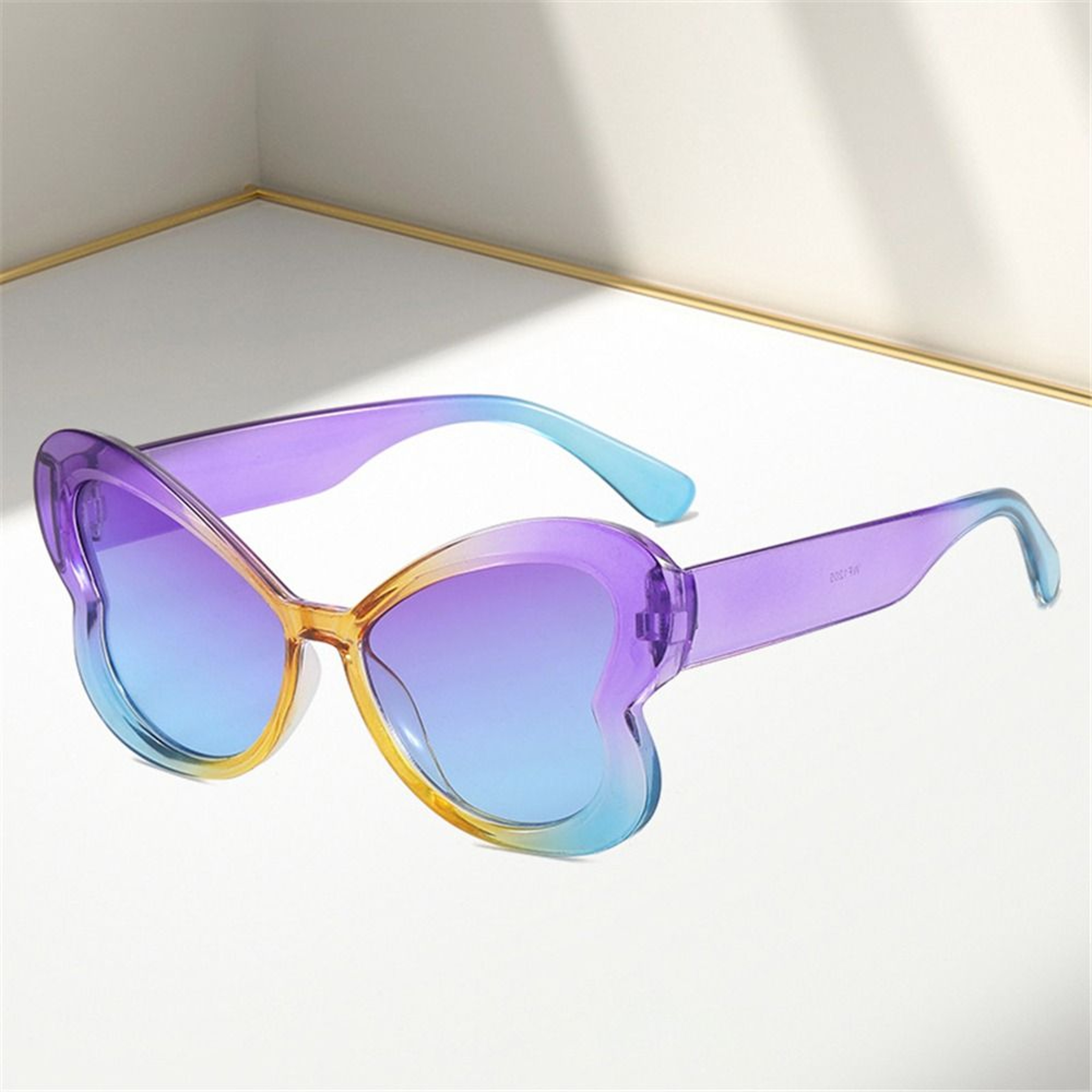 Trendy Gradient Ladies Party Eyewear, Cute Colorful Butterfly Sunglasses, Stylish Women Cat Eye Shades – view 6
