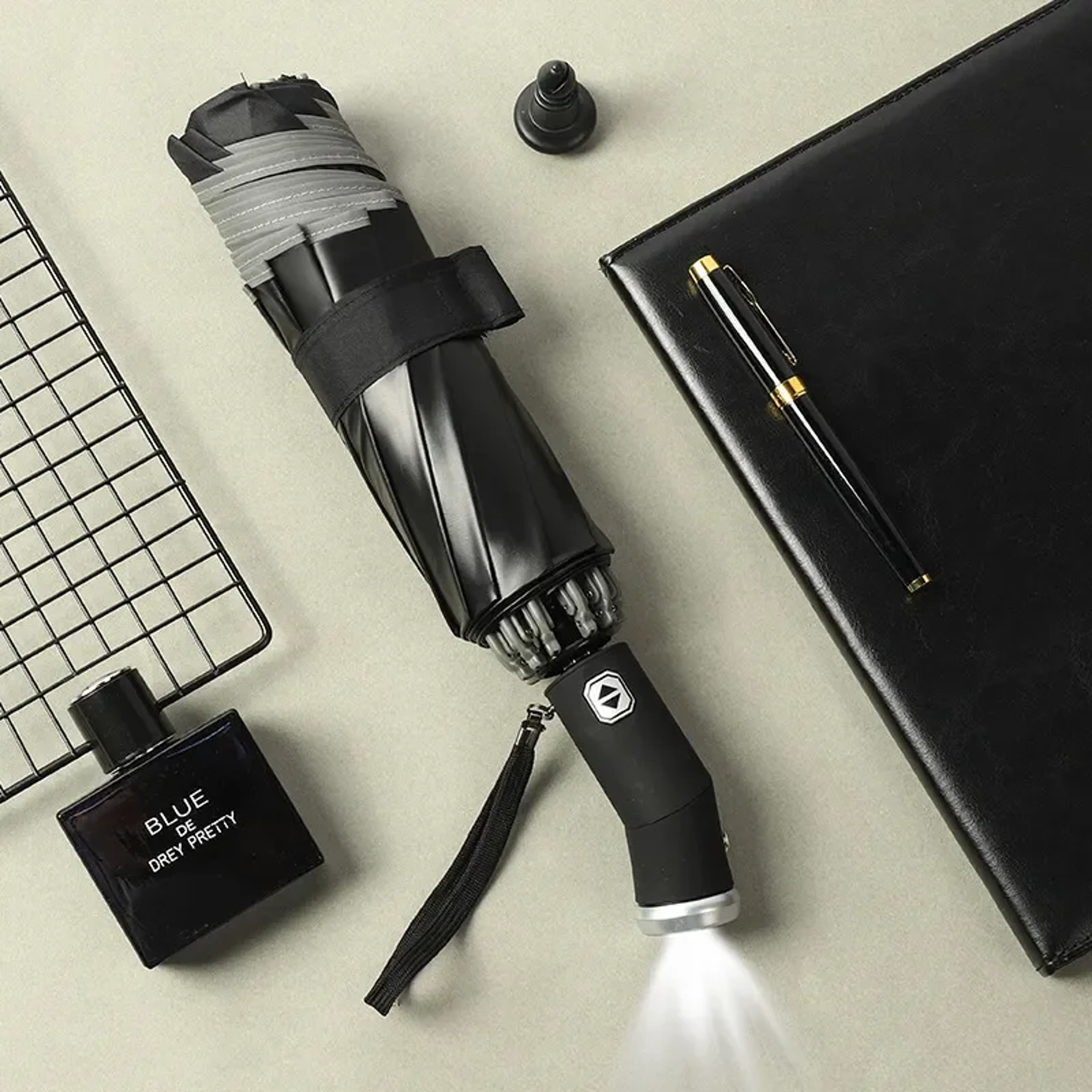 Folding Waterproof Umbrella With LED Flashlight, Fully Automatic Sun Protection, UV Sunshade Rainproof Wind Resistance – view 7