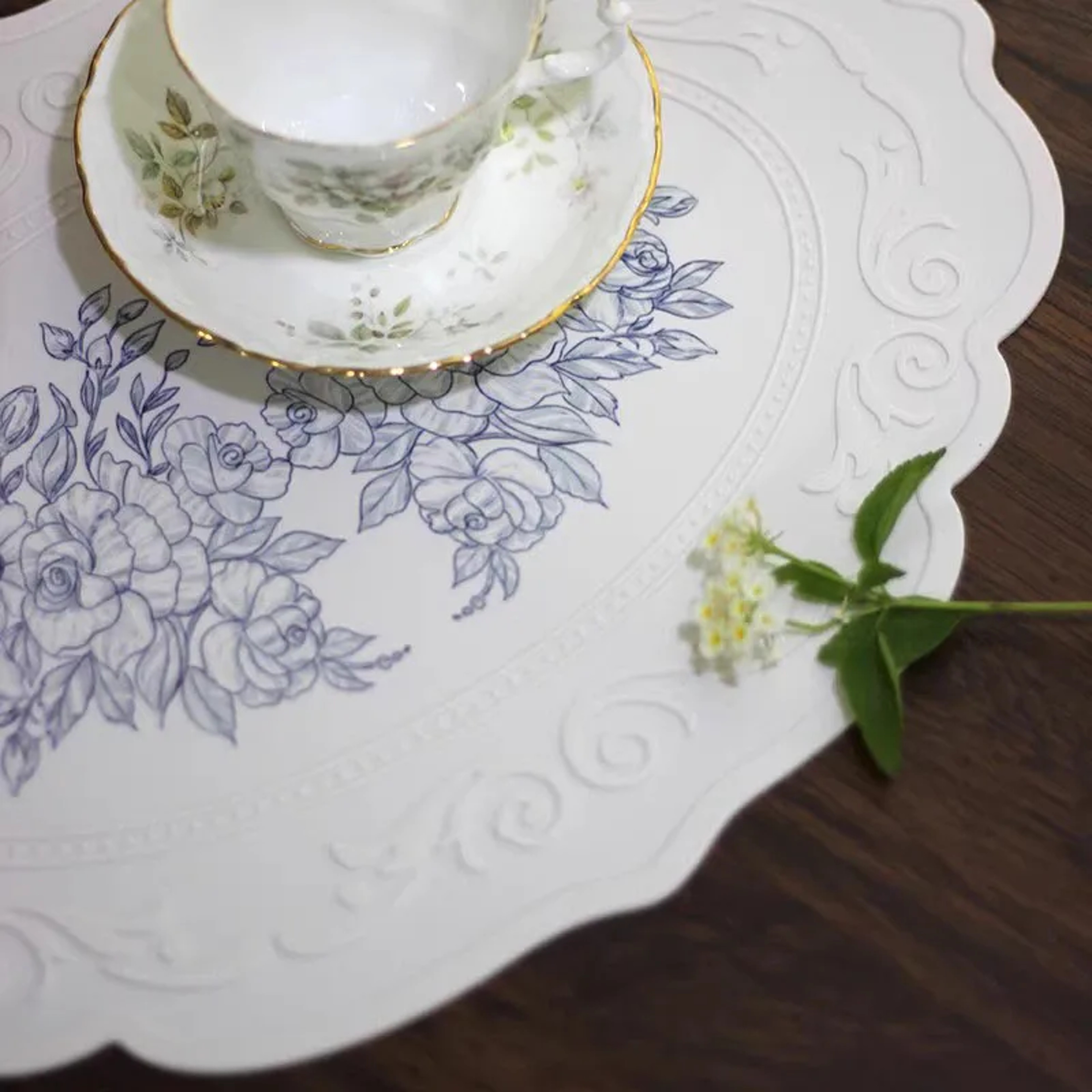 Waterproof Silicone Dining Mat, Floral Placemats with Retro Carved Design for Kitchen Table, Coffee Pad, Tableware Mats – view 6