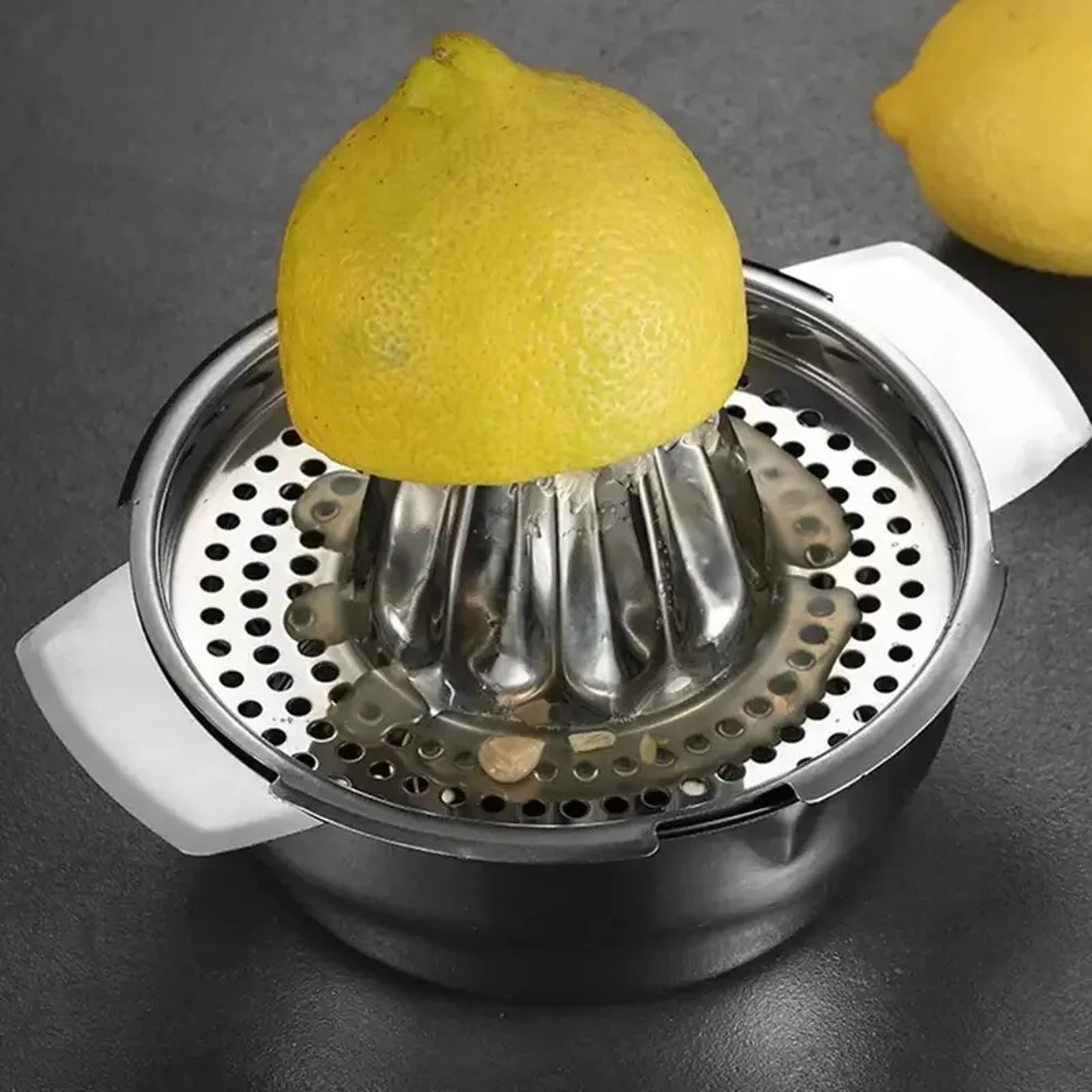 Easy To Use Stainless Steel Lemon Squeezer And Juicer Convenient For Oranges Lemons With Bowl Conta 3