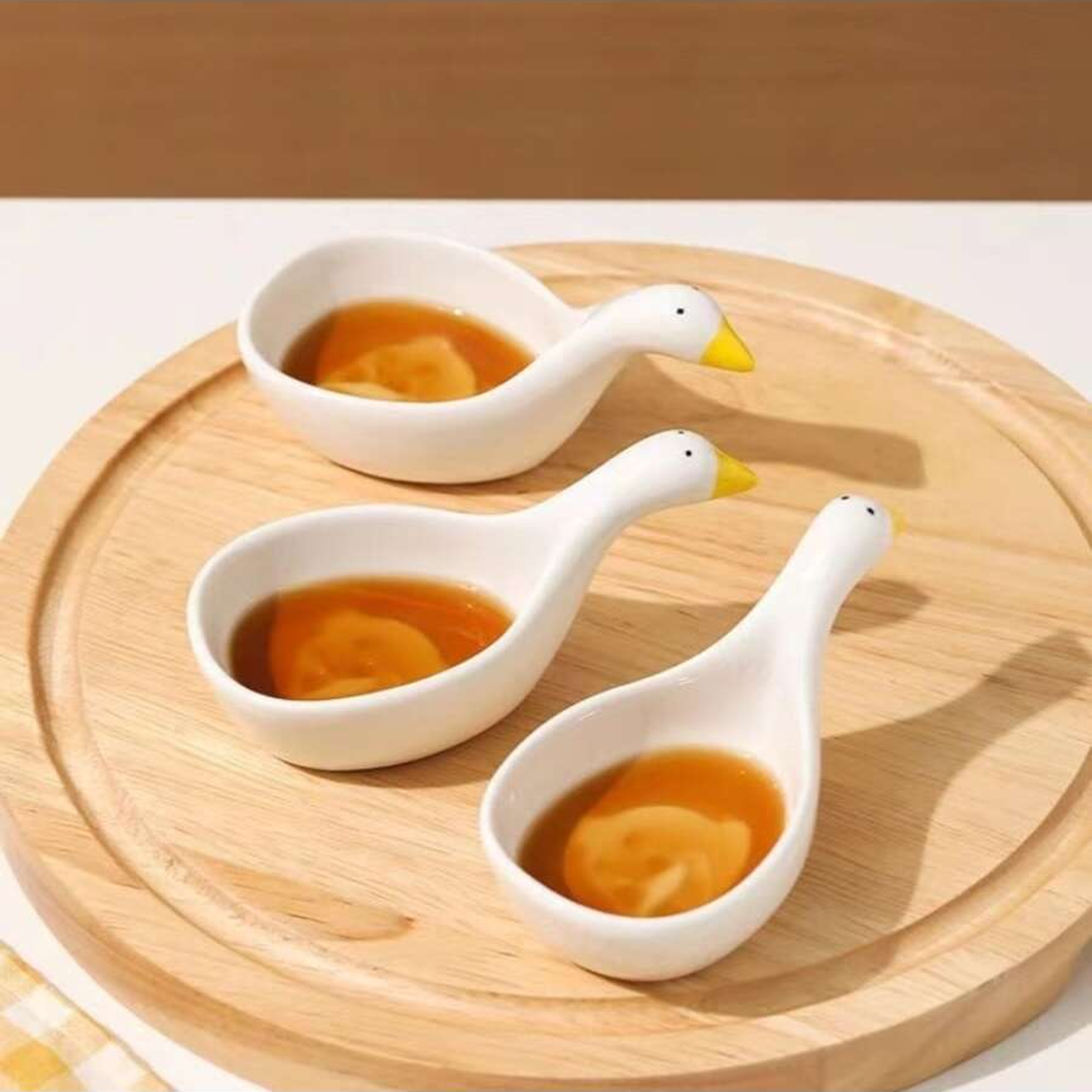 Kitchen Sauce Plate, Swan Shaped Seasoning Plate for Hot Pot, Salad – view 2