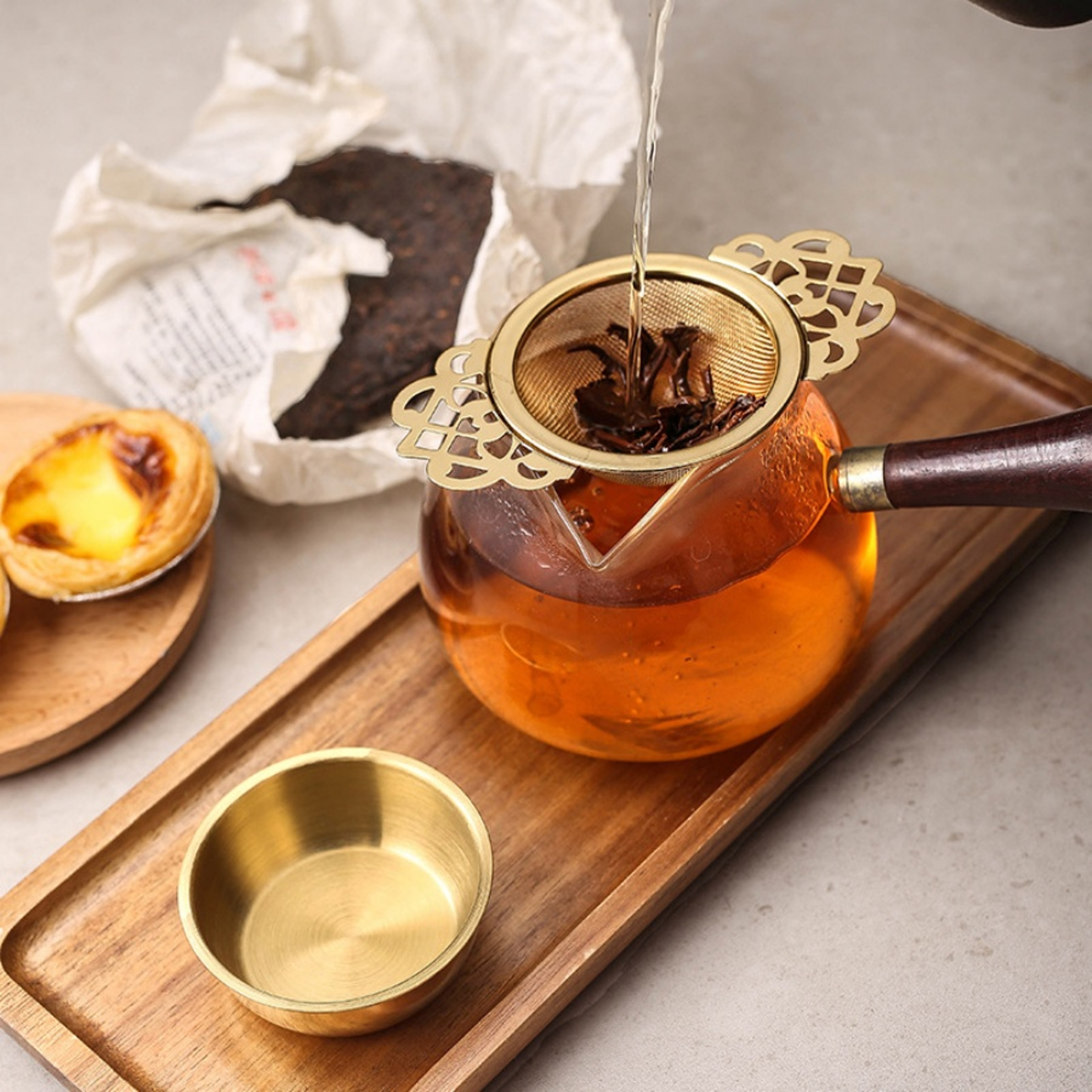 Gold Household Tea Strainer, Stainless Steel Tea Filter with Double Ear Tea Filter – view 1