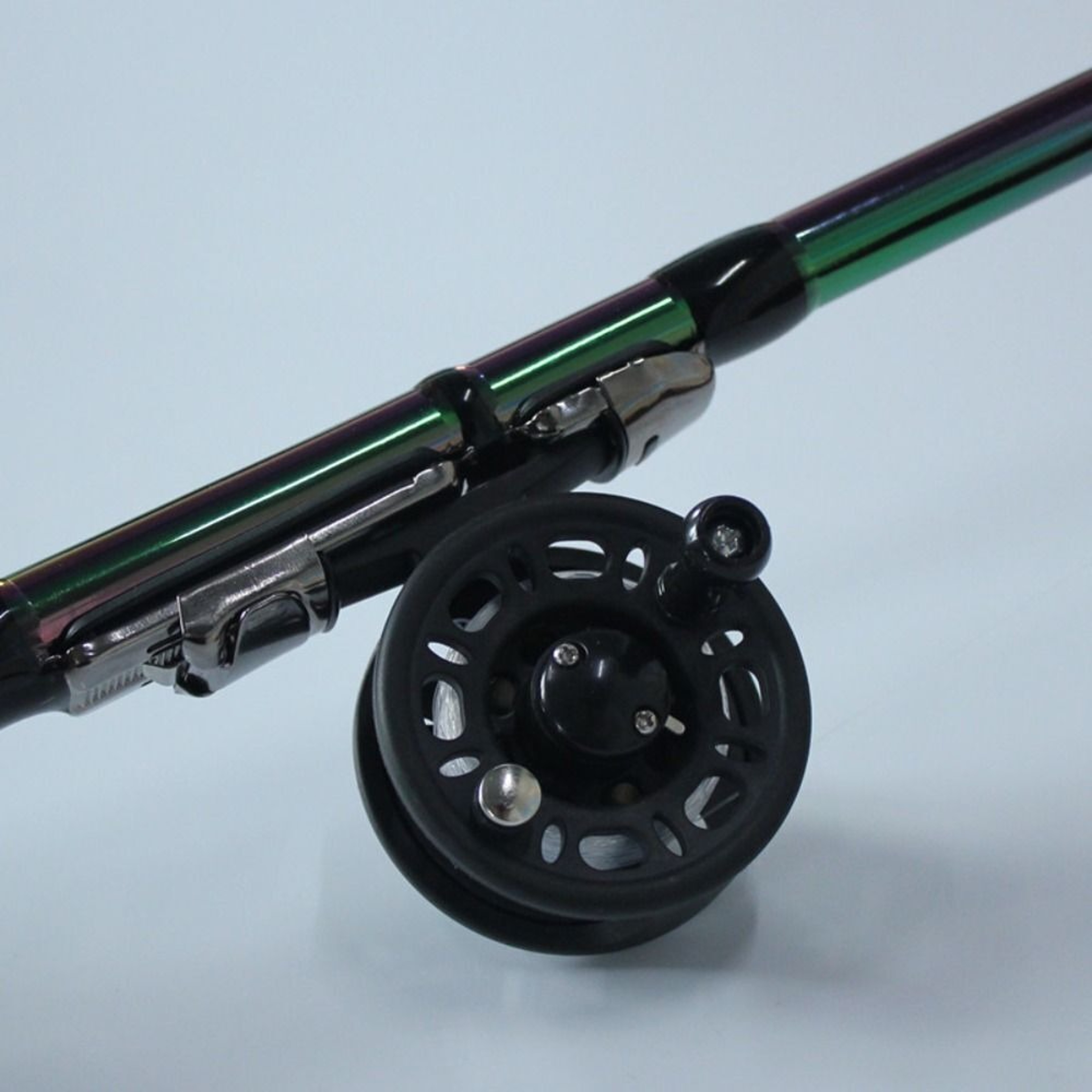 Light Plastic Body Fishing Reel, Fly Ice Sea Fish Wheel, Tackle Equipment for Fishing Gear – view 3