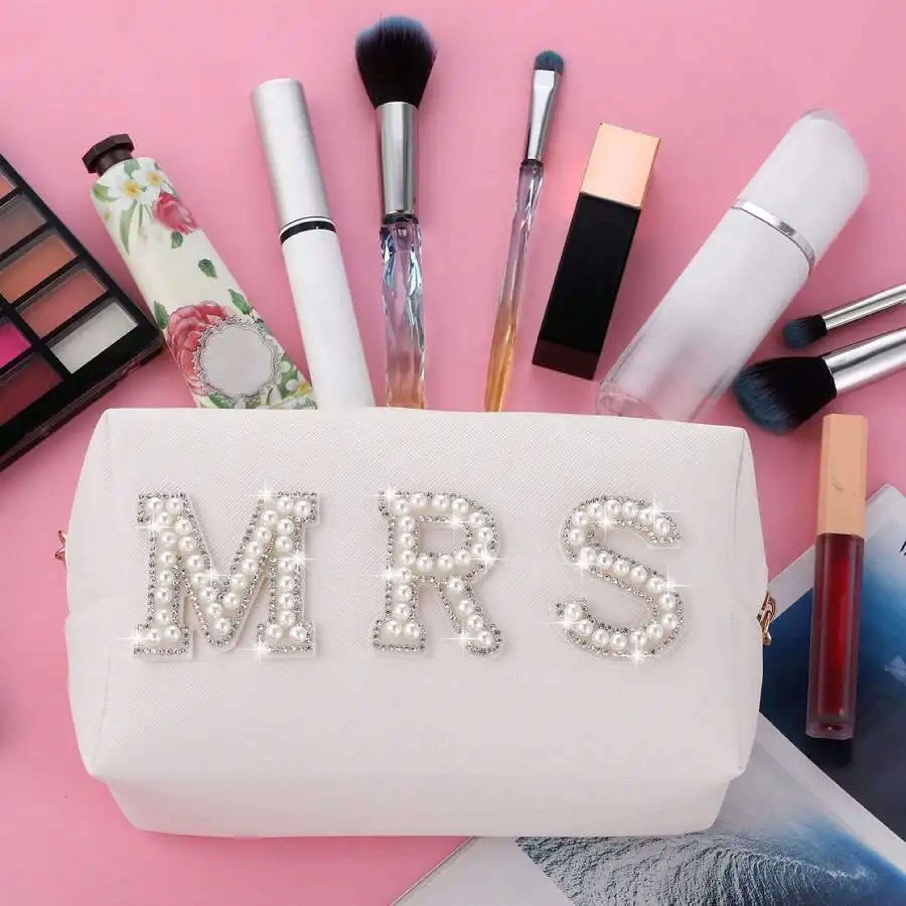 Hen Party Bachelorette Decor, Bride To Be Pearl Makeup Bag, Sparkling Pouch for Wedding Gift – view 4