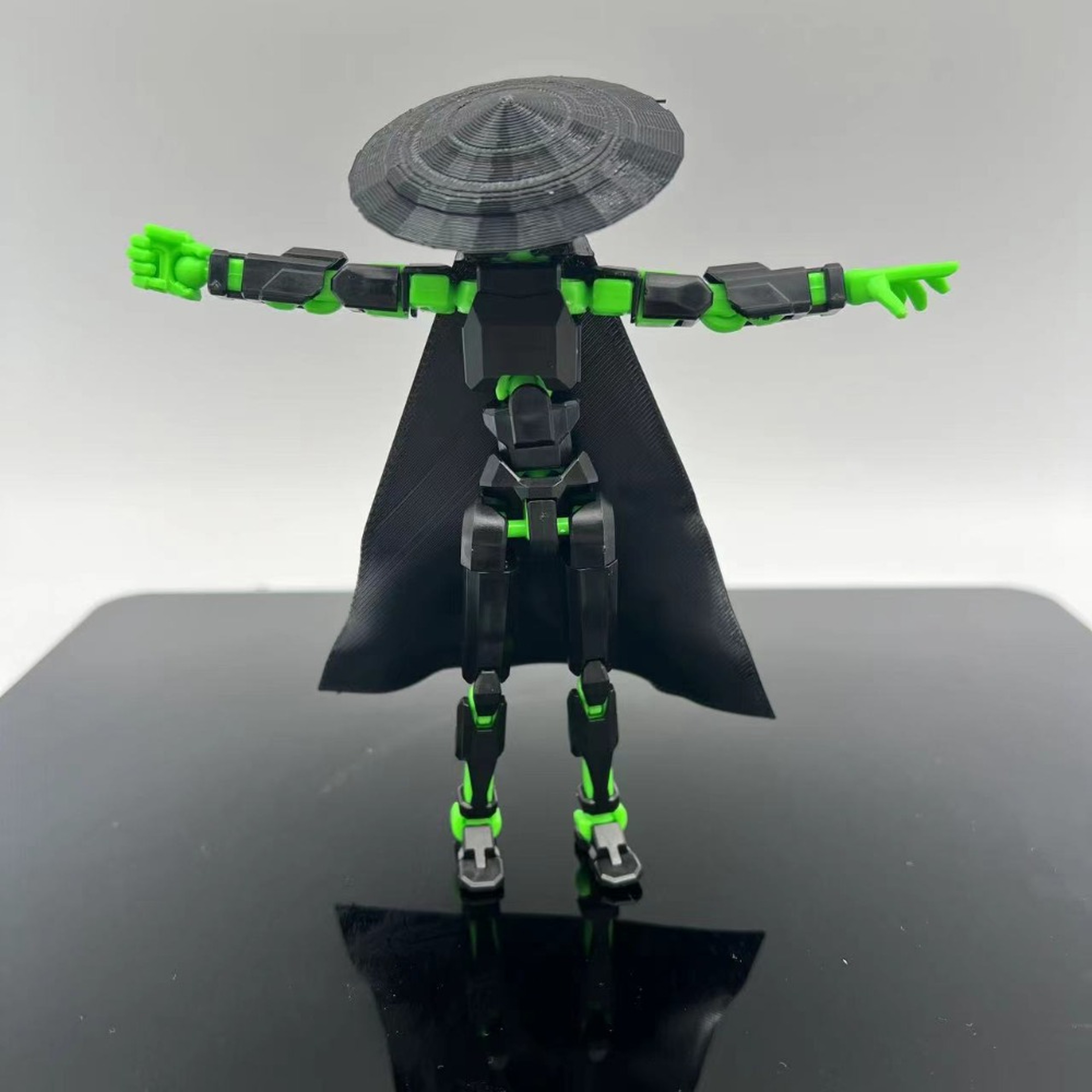 Giant Sword Equipped Articulated Action Figure Set, DIY Dummy Doll for Collectors – view 1