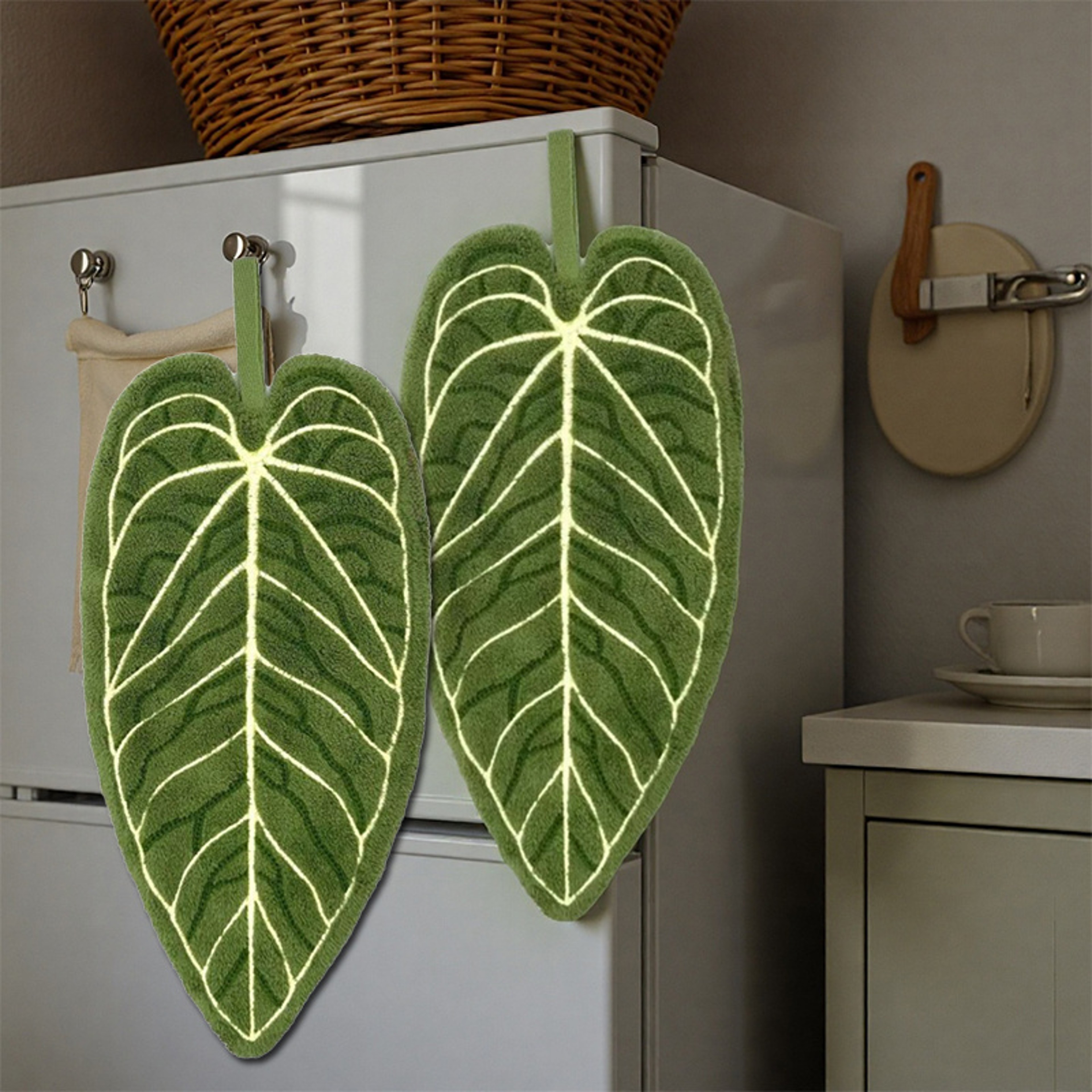 Ultra-Absorbent Plant Towels for Bathroom, Kitchen, Quick-Dry Leaf Hand Towel with Loop – view 1